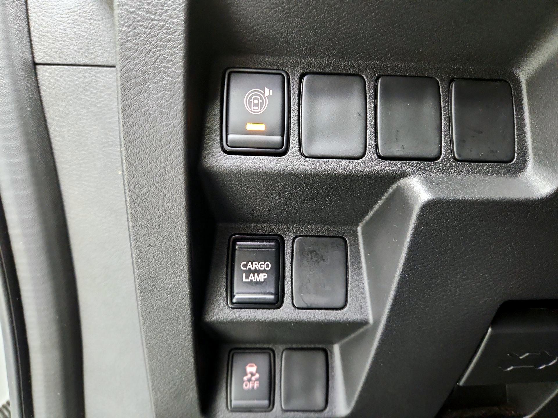 Thumbnail: 2024 Nissan Frontier - 13