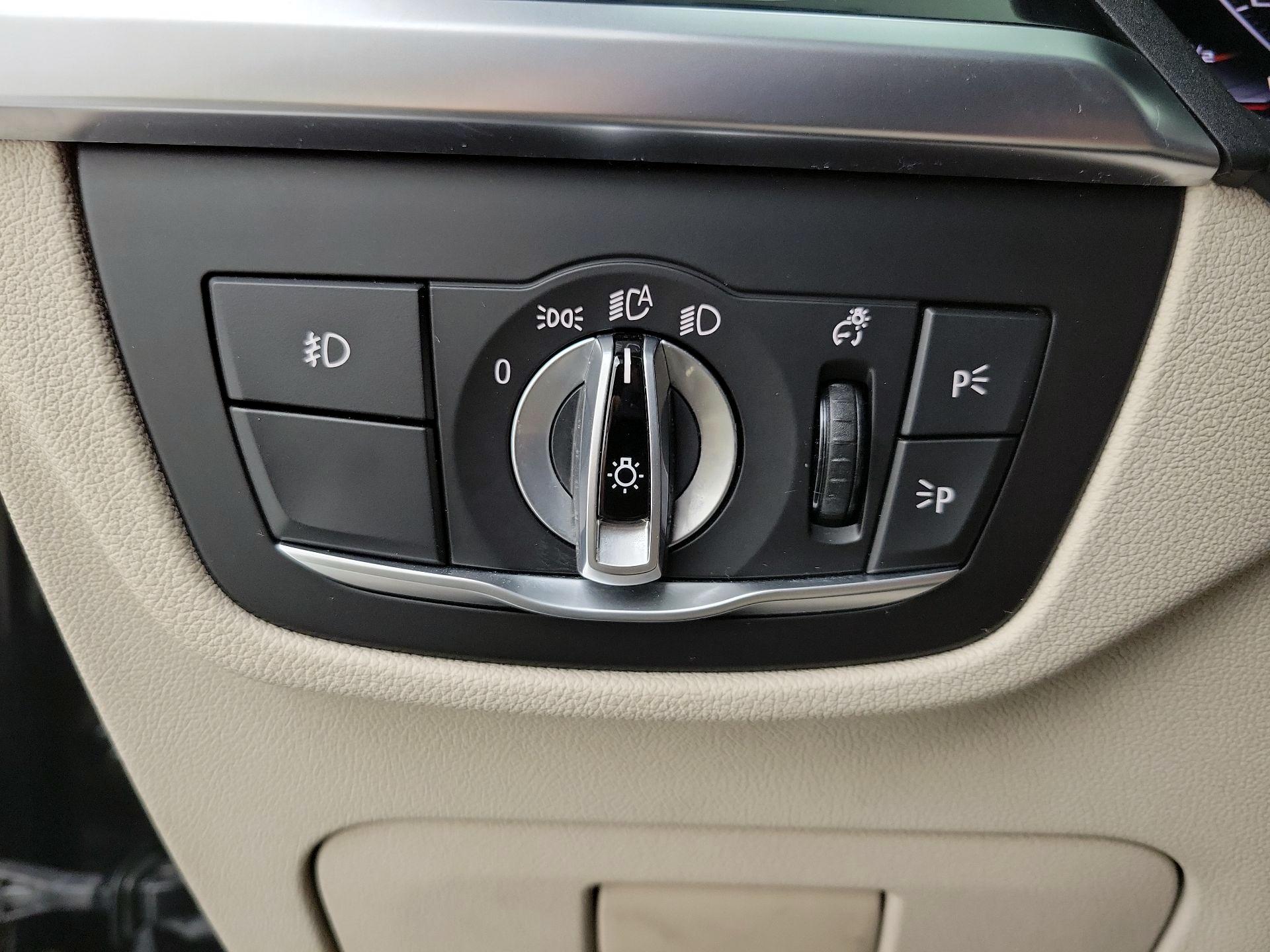Thumbnail: 2021 BMW X3 - 13