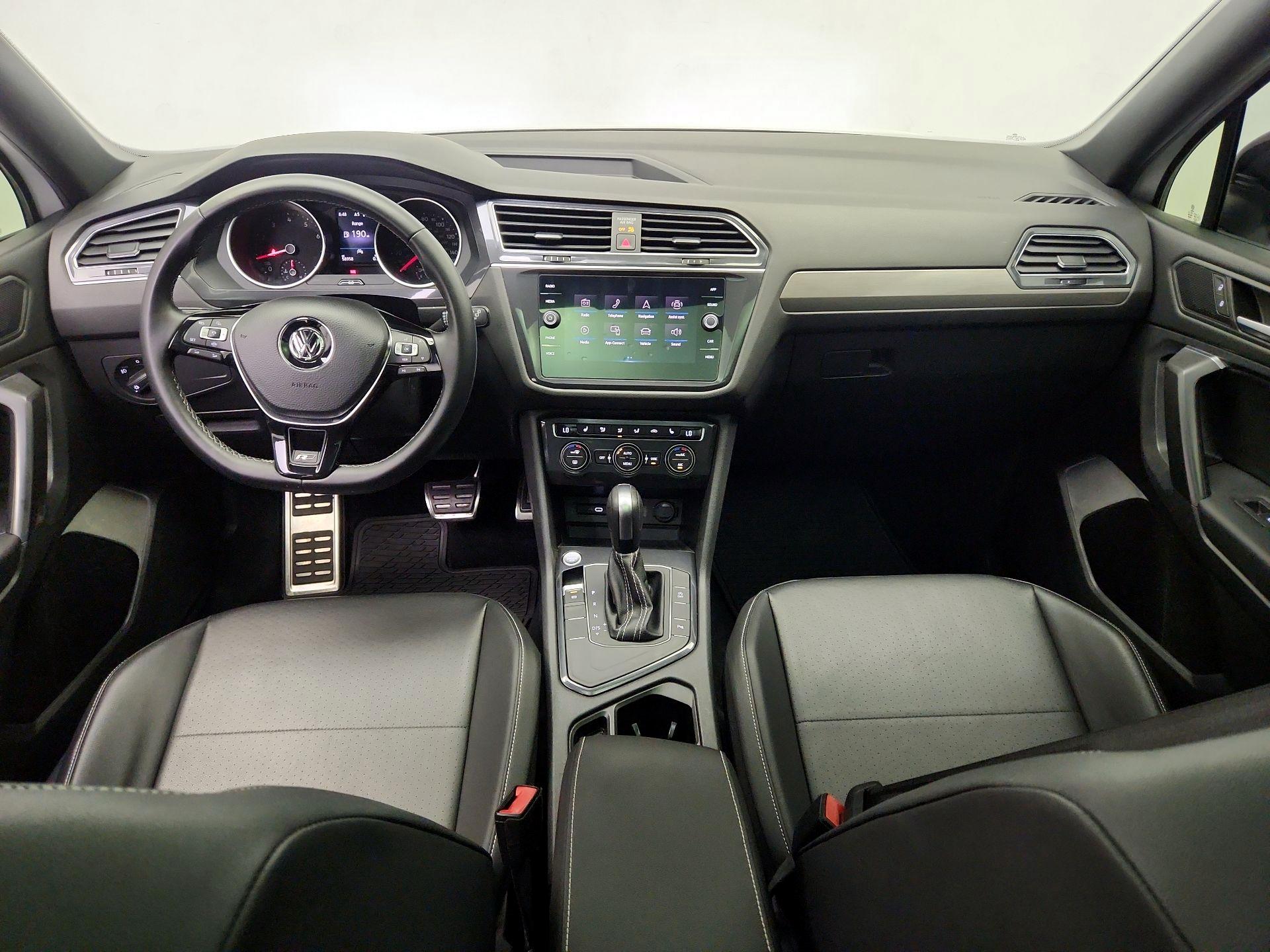 Thumbnail: 2021 Volkswagen Tiguan - 9