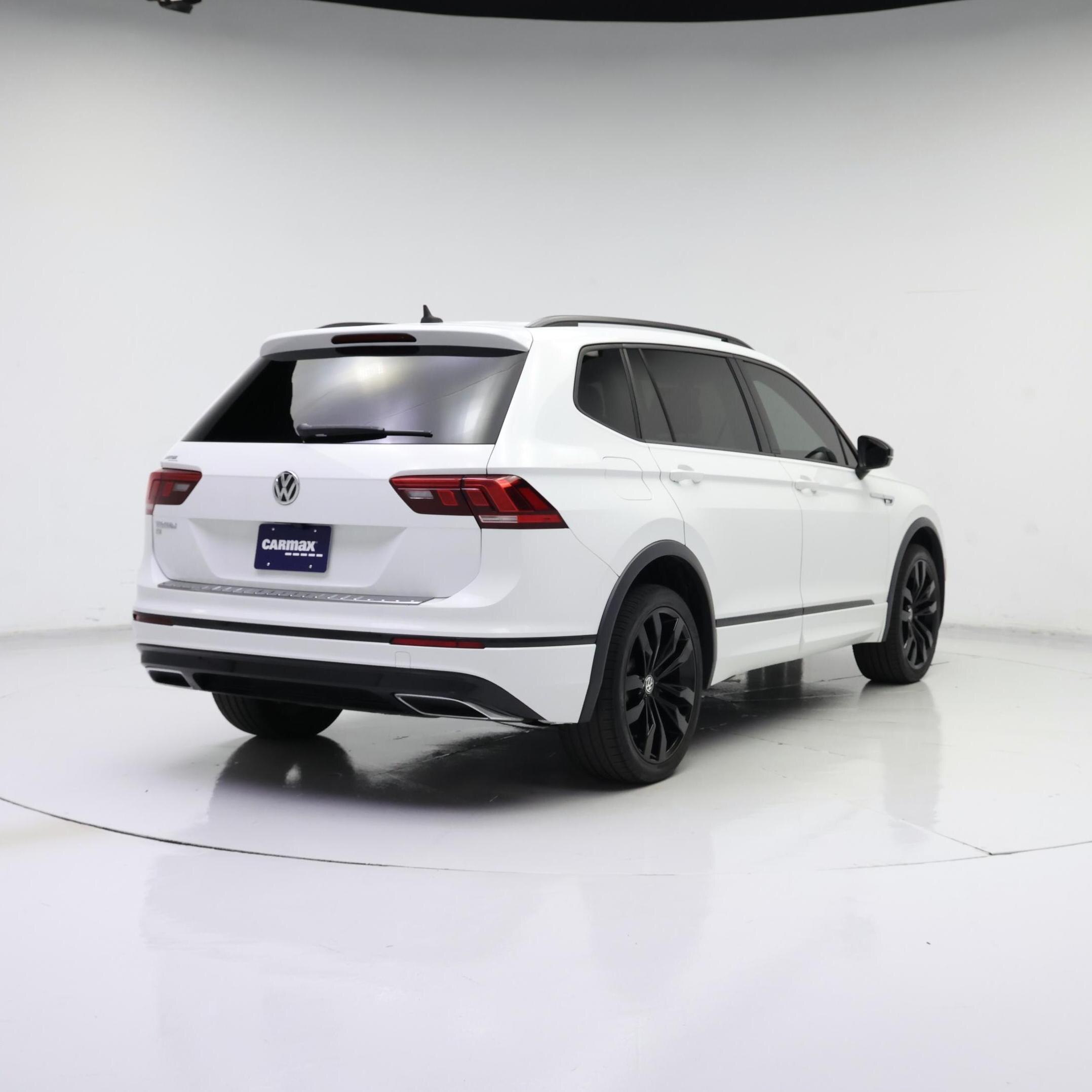 Thumbnail: 2021 Volkswagen Tiguan - 8