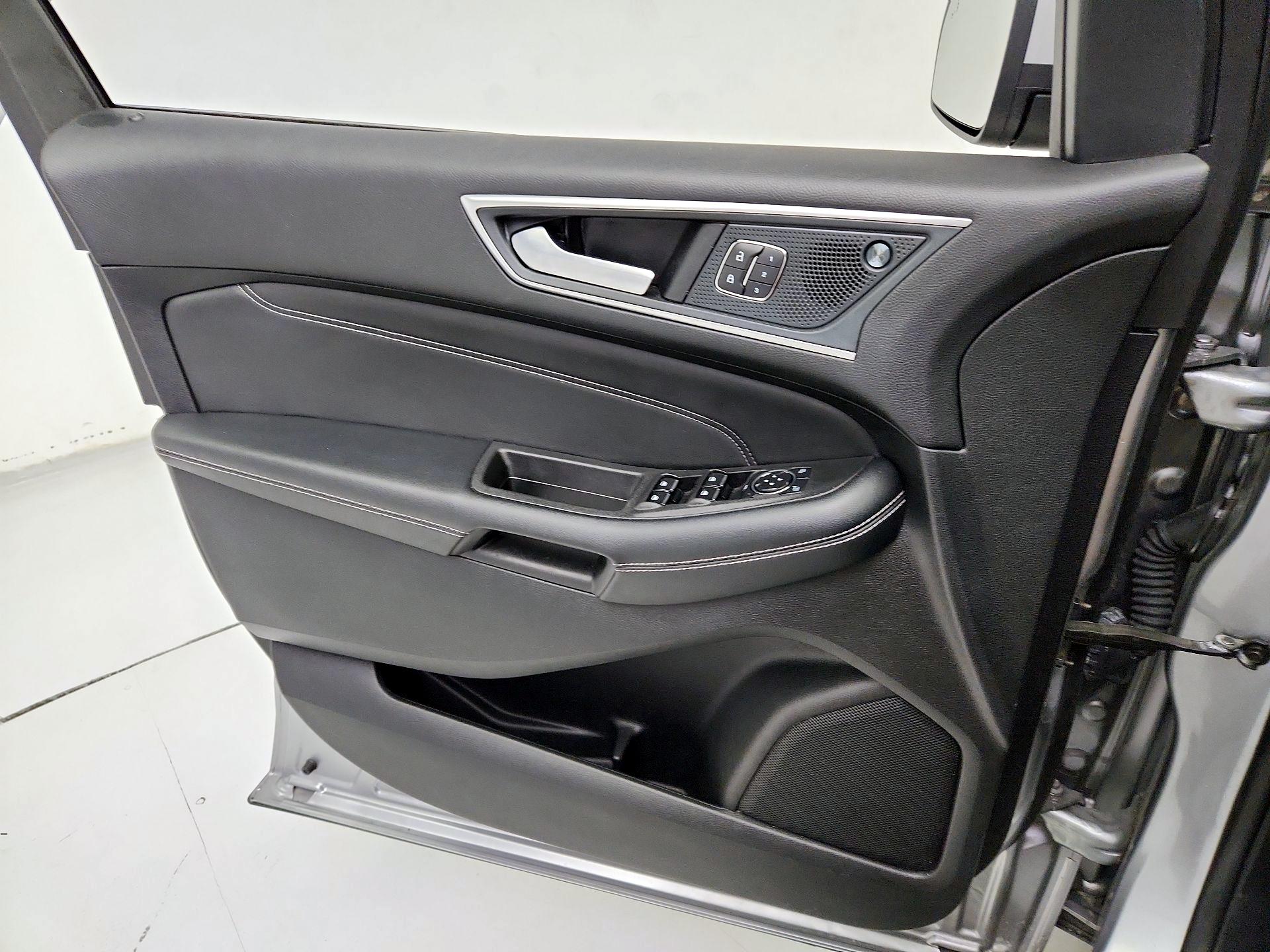 Thumbnail: 2024 Ford Edge - 12