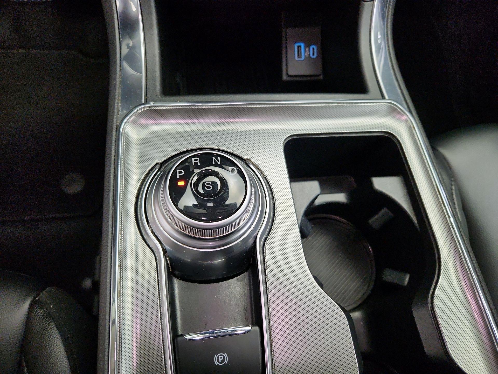 Thumbnail: 2024 Ford Edge - 17