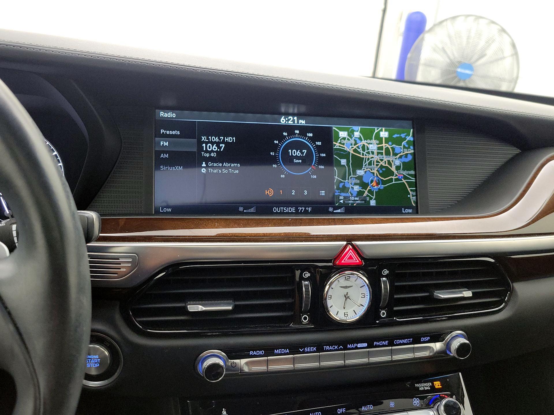 Thumbnail: 2019 Genesis G90 - 16