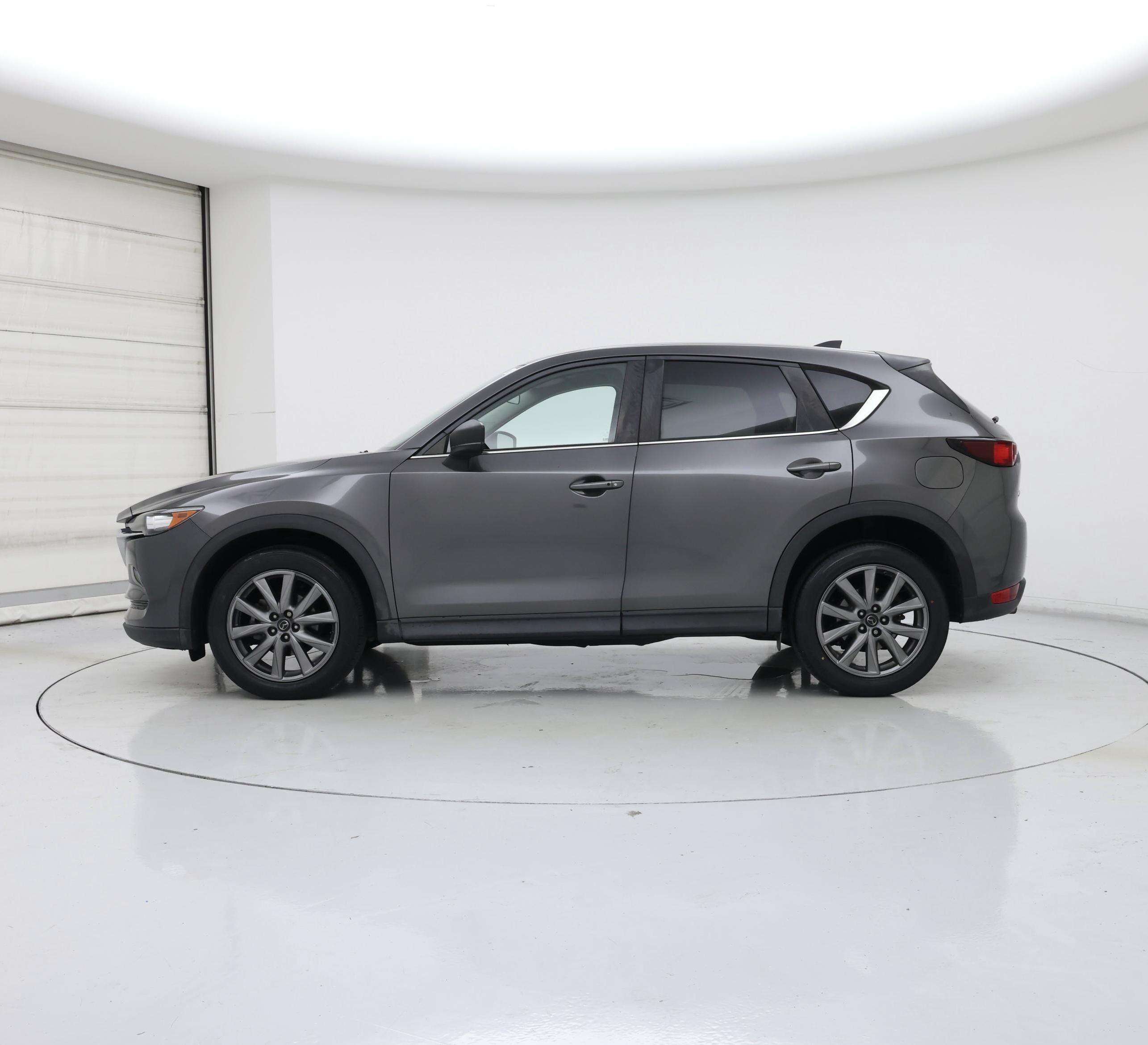 Thumbnail: 2018 Mazda CX-5 - 3