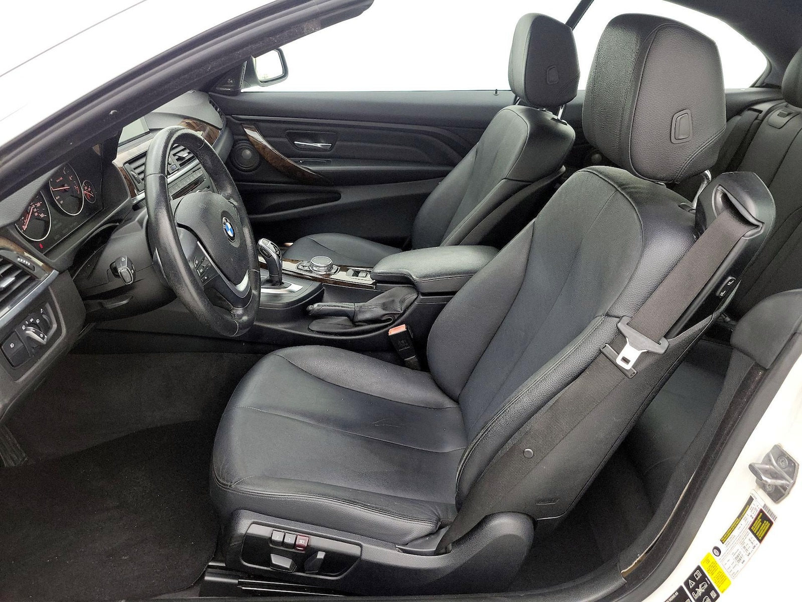 Power Seat(s) & Leather Seats