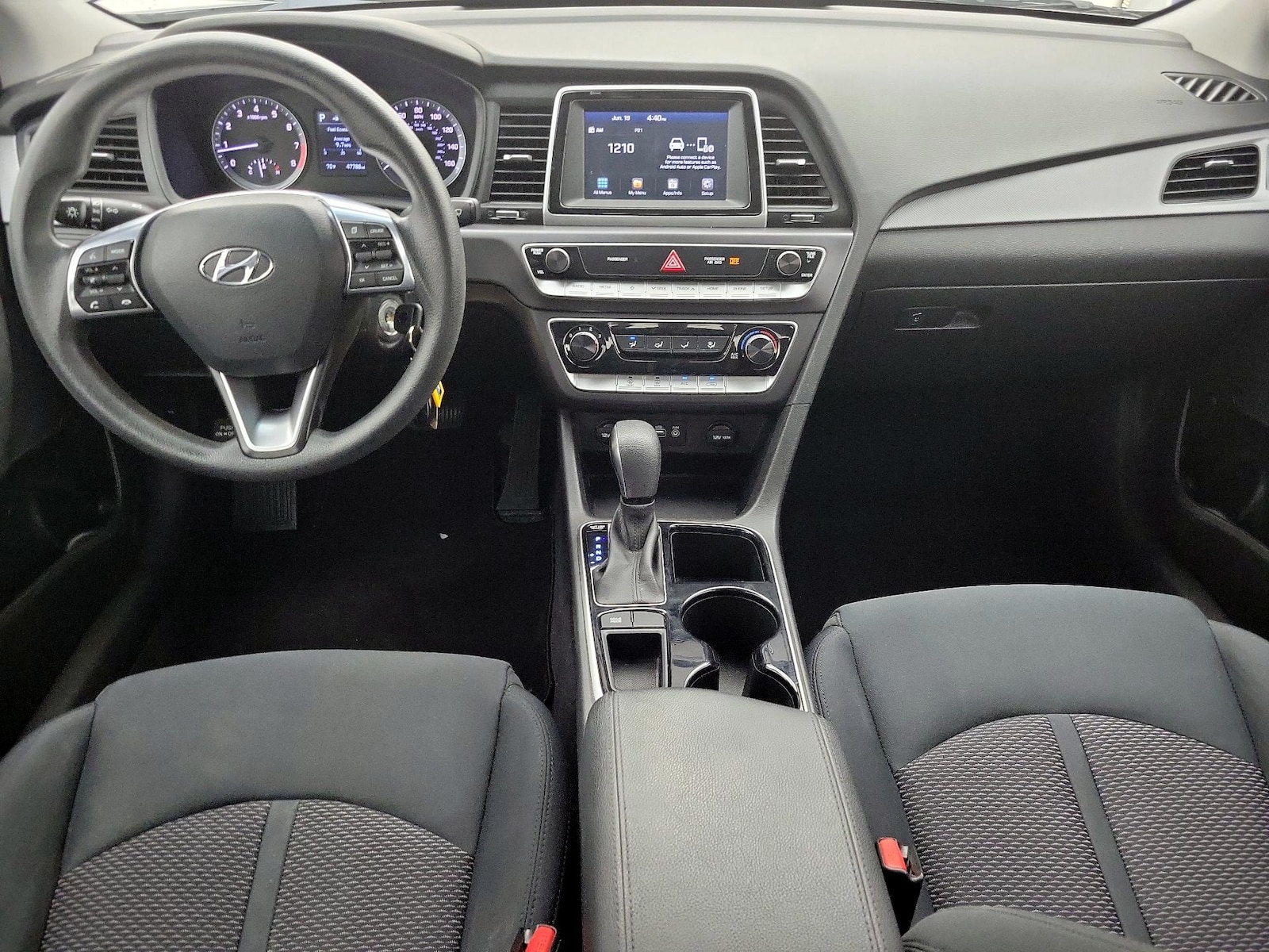 2018 Hyundai Sonata SE - Photo 10
