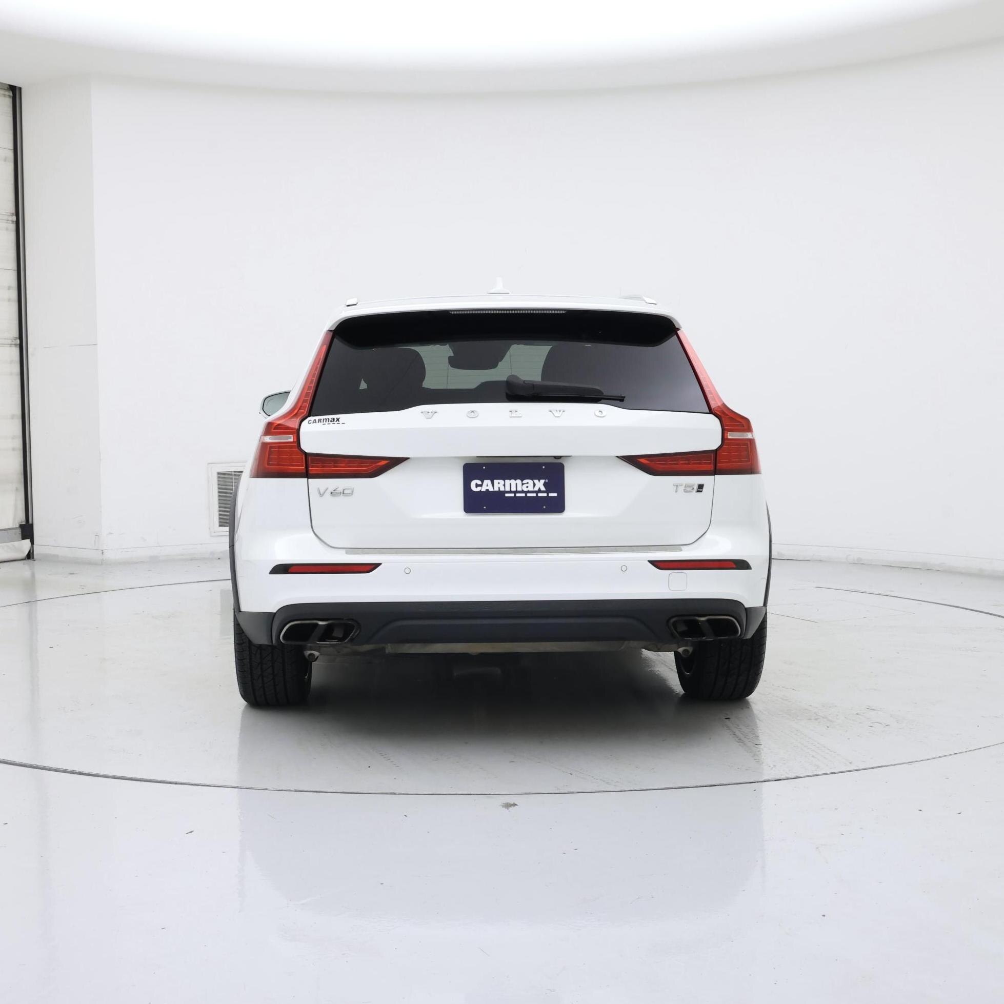 Thumbnail: 2022 Volvo S60 - 6
