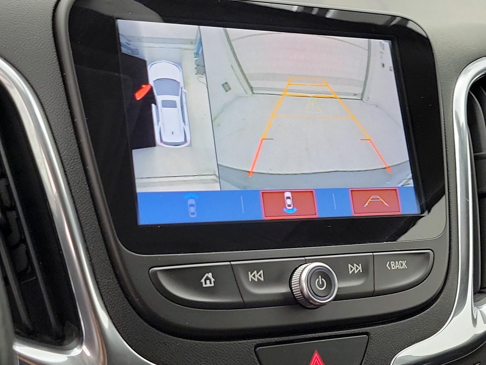 Thumbnail: 2018 Chevrolet Equinox - 15