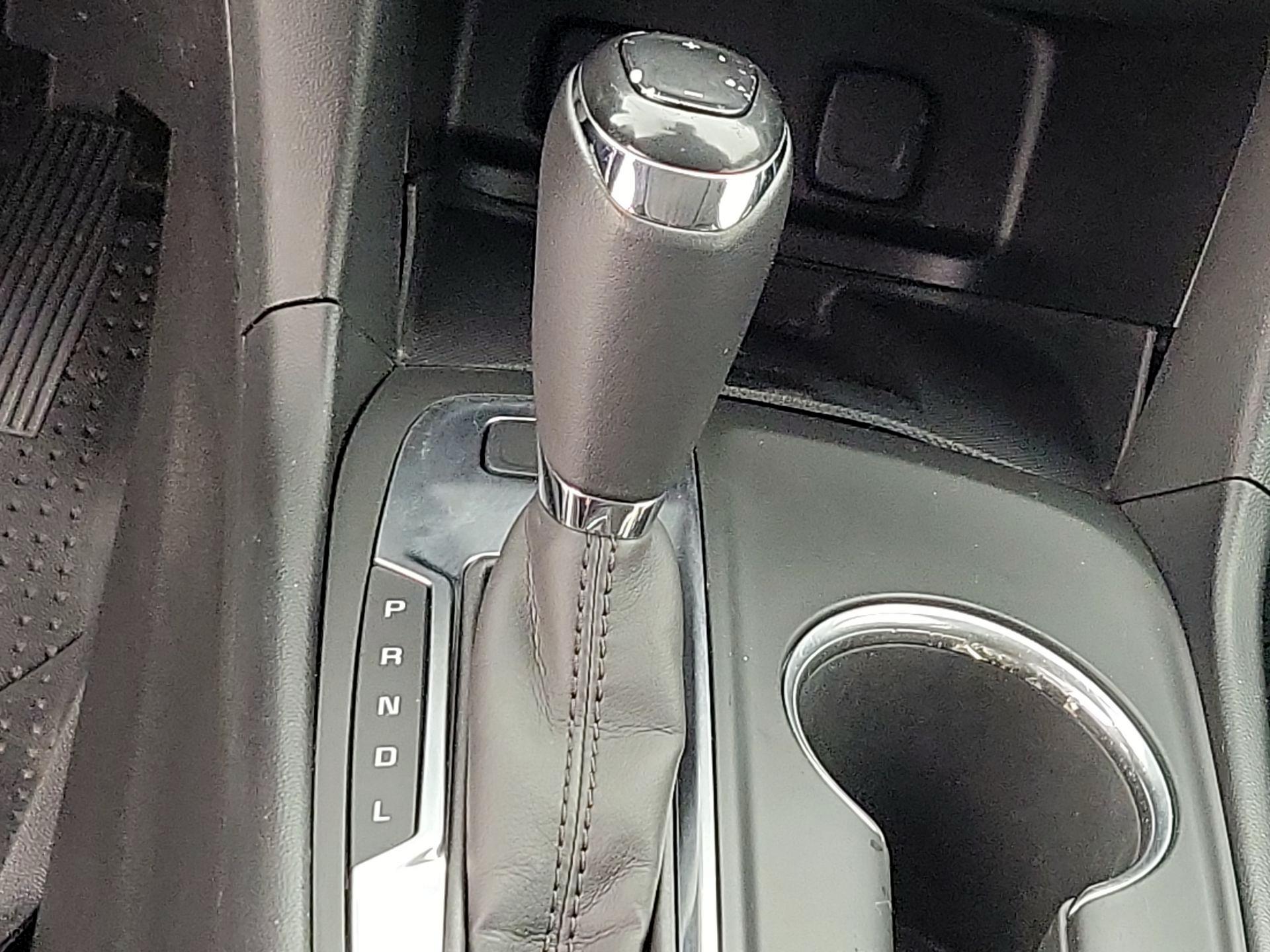 Thumbnail: 2018 Chevrolet Equinox - 18