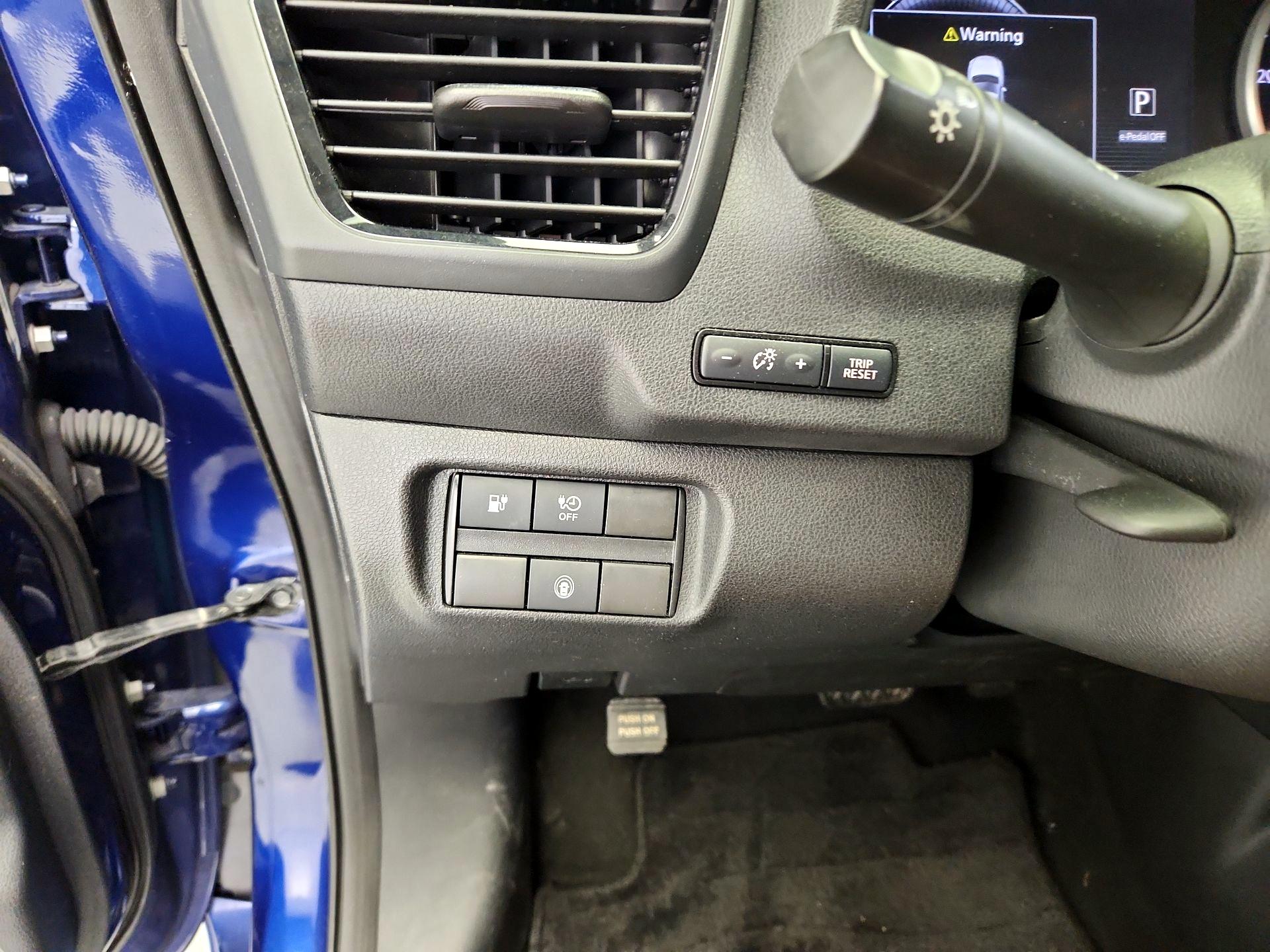 Thumbnail: 2021 Nissan Leaf - 13