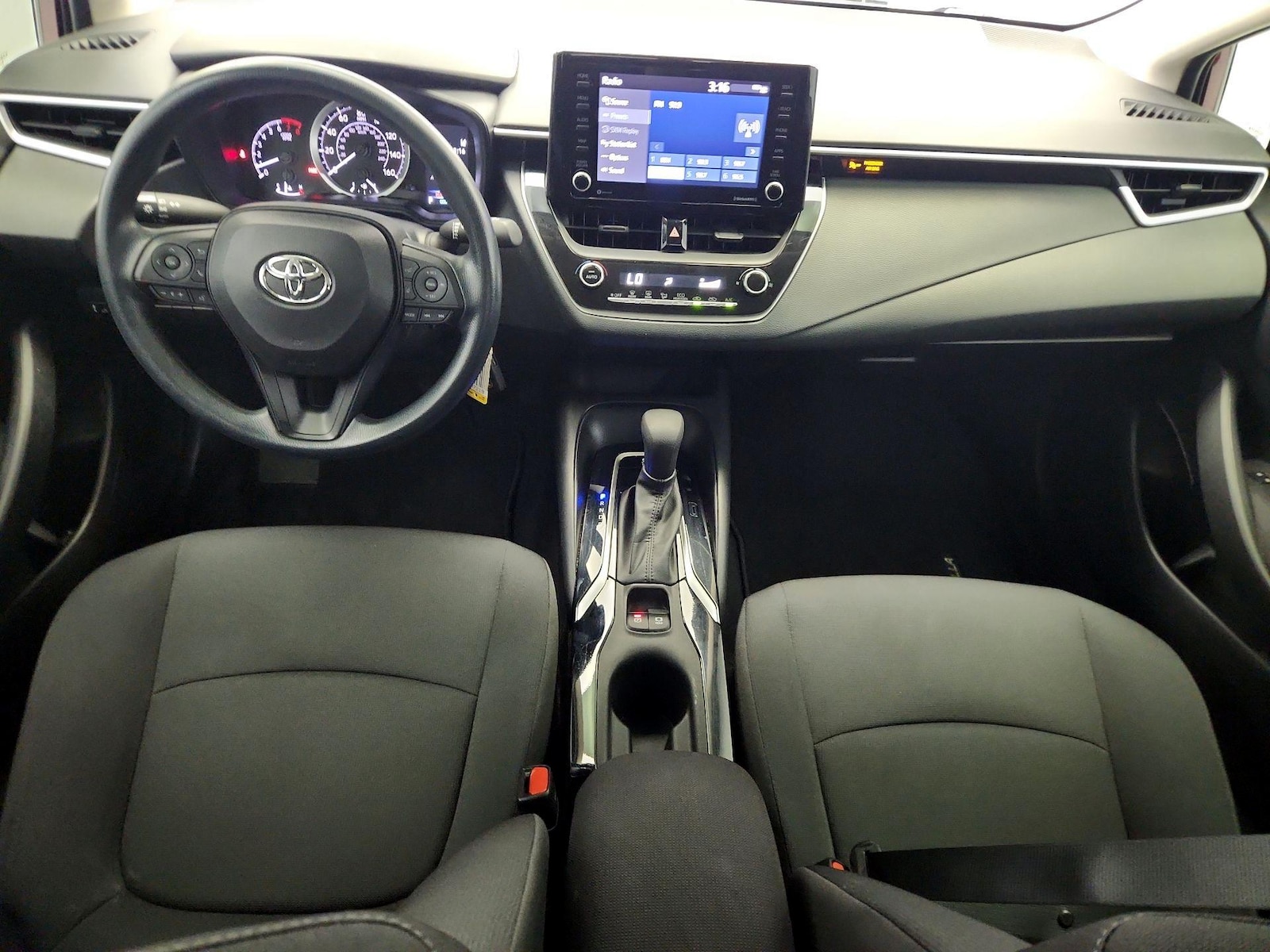 2022 Toyota Corolla LE - Photo 10
