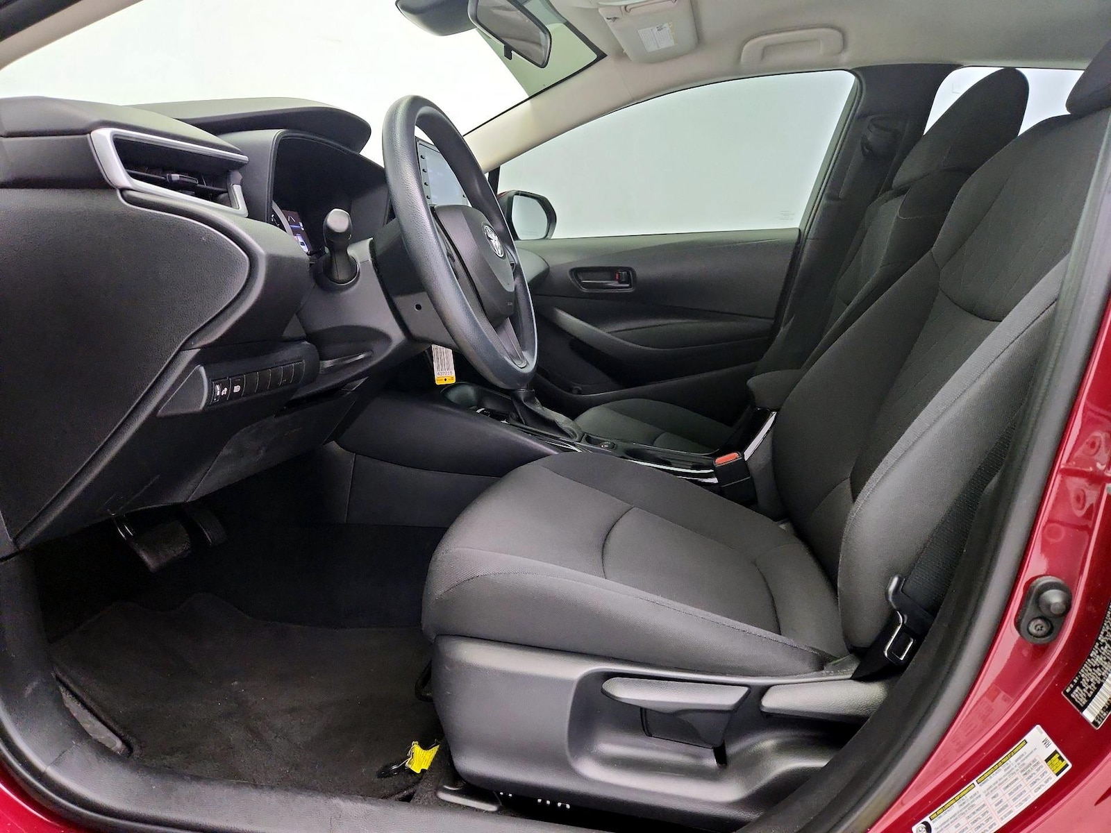 2022 Toyota Corolla LE - Photo 12