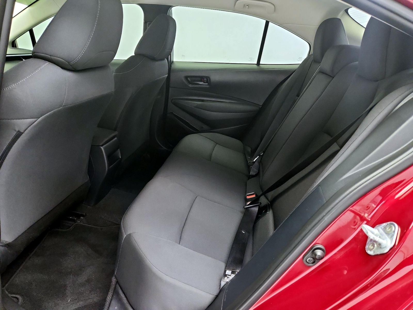 2022 Toyota Corolla LE - Photo 20