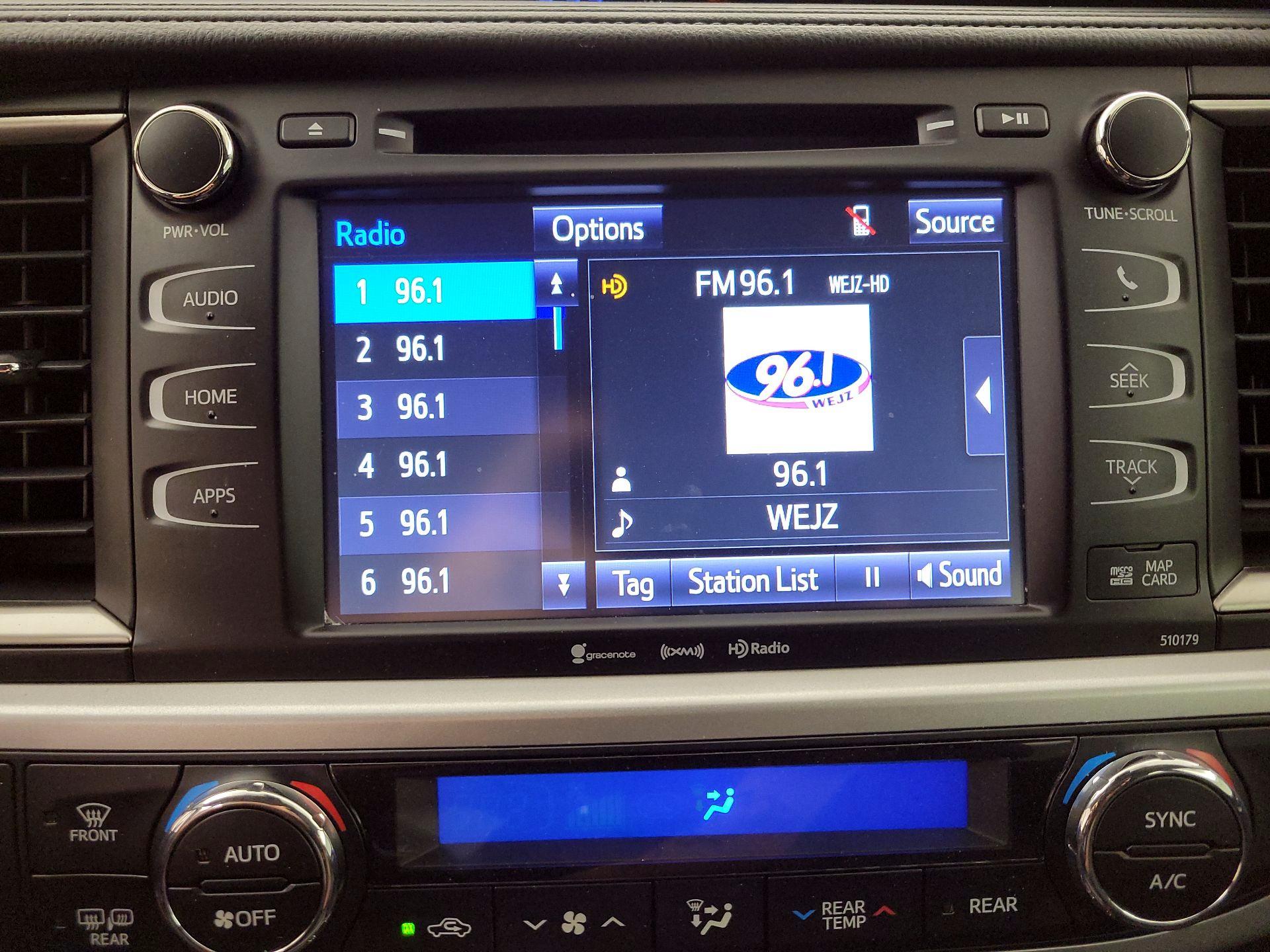 Thumbnail: 2017 Toyota Highlander - 15