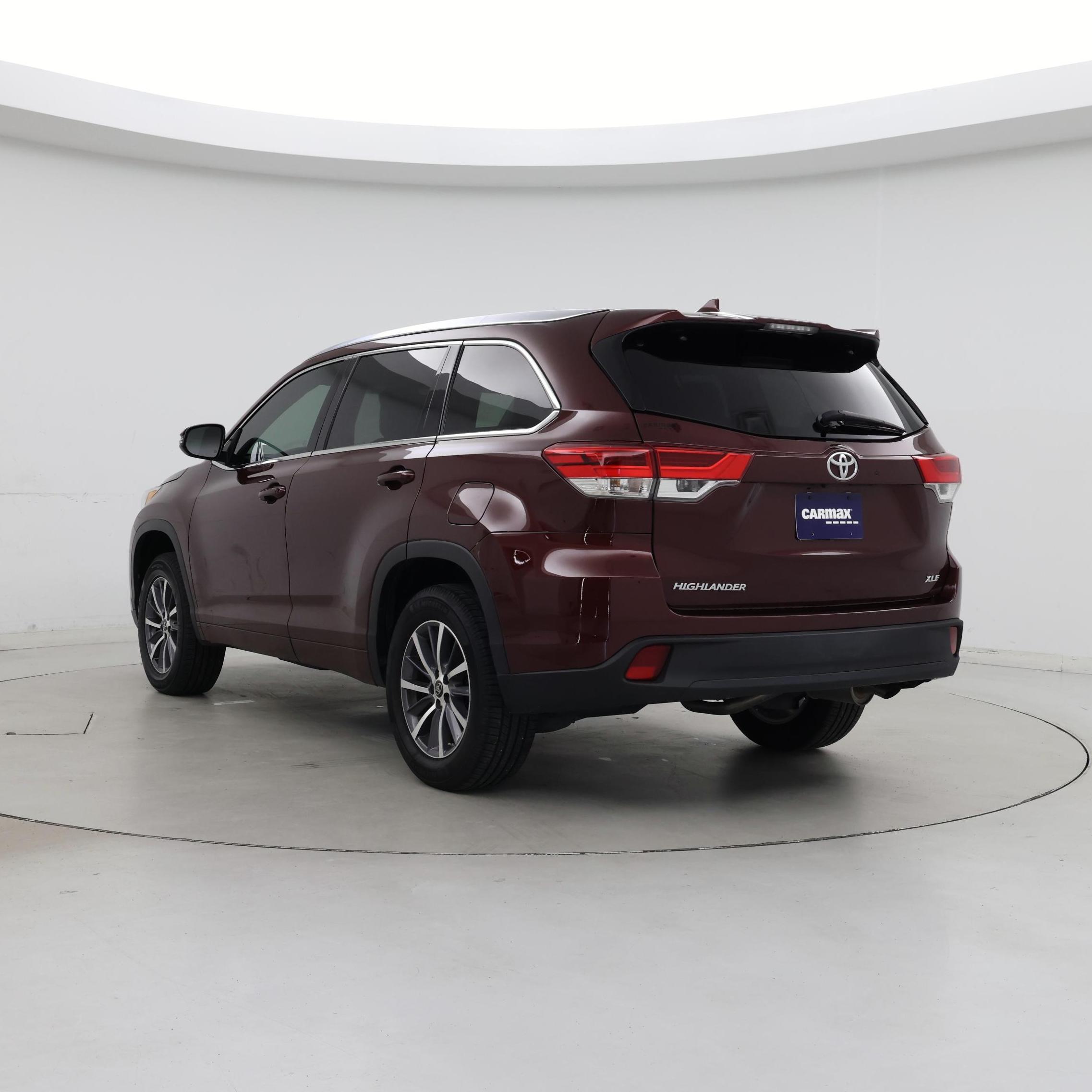 Thumbnail: 2017 Toyota Highlander - 2