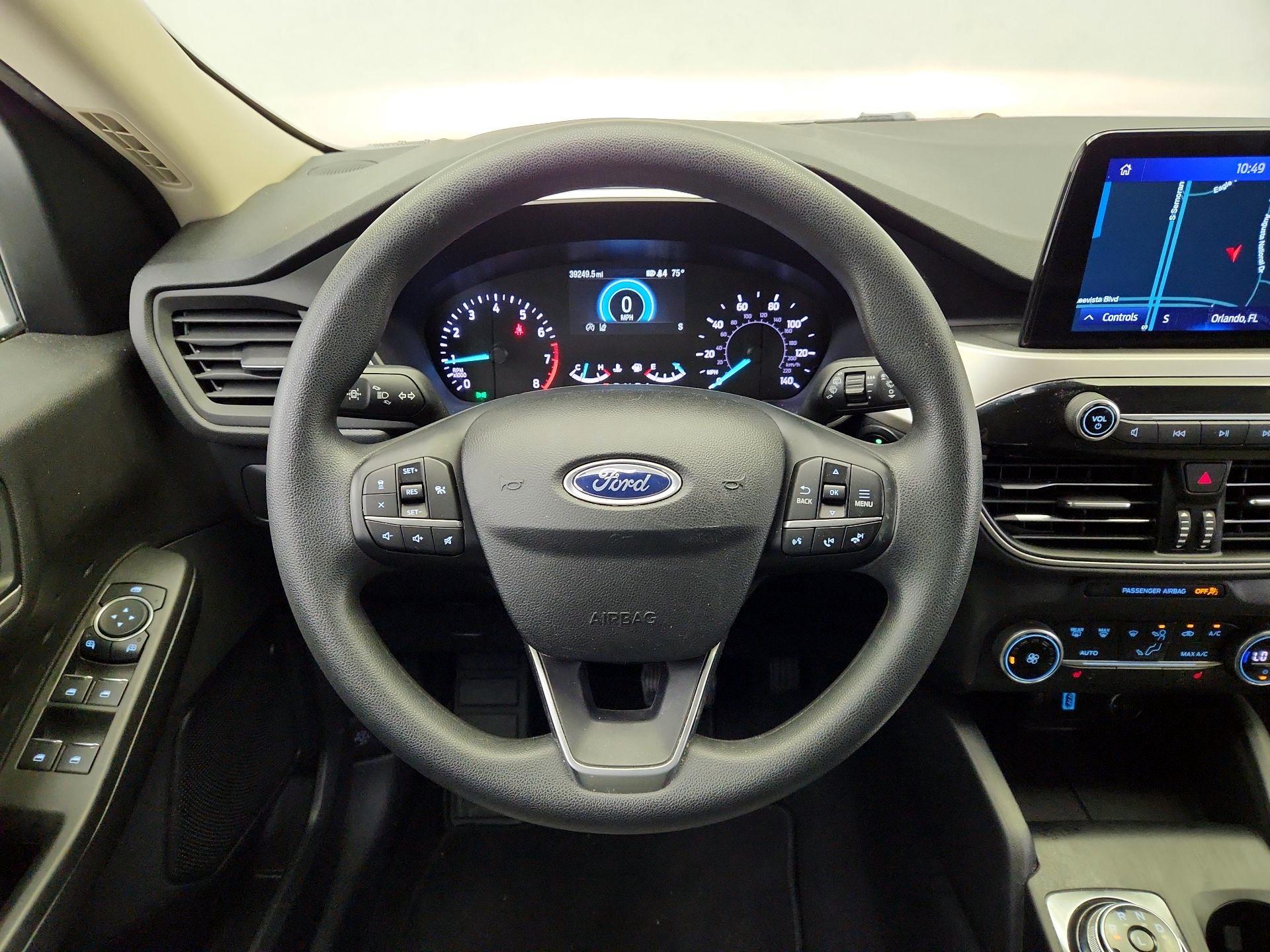 Thumbnail: 2020 Ford Escape - 10