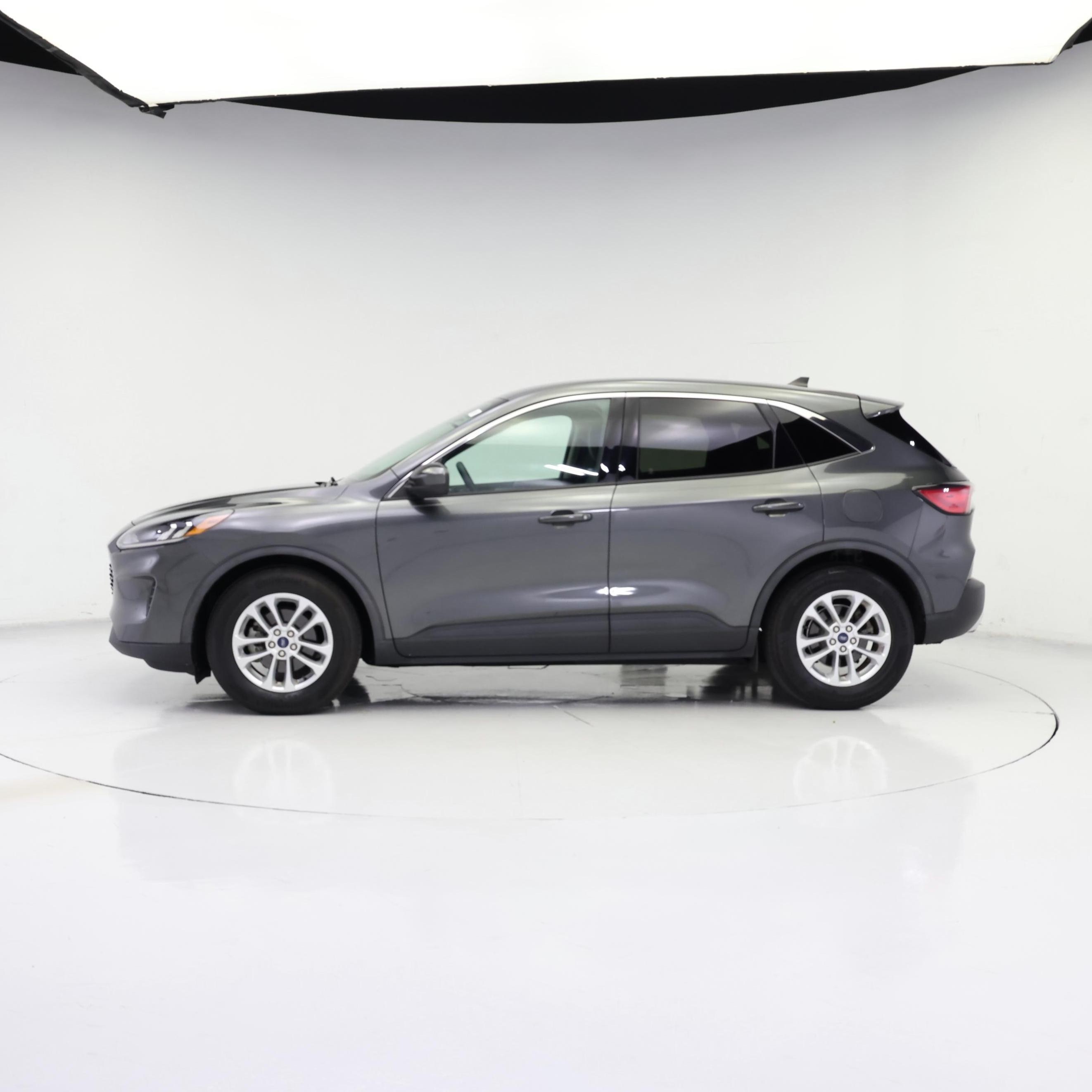 Thumbnail: 2020 Ford Escape - 3