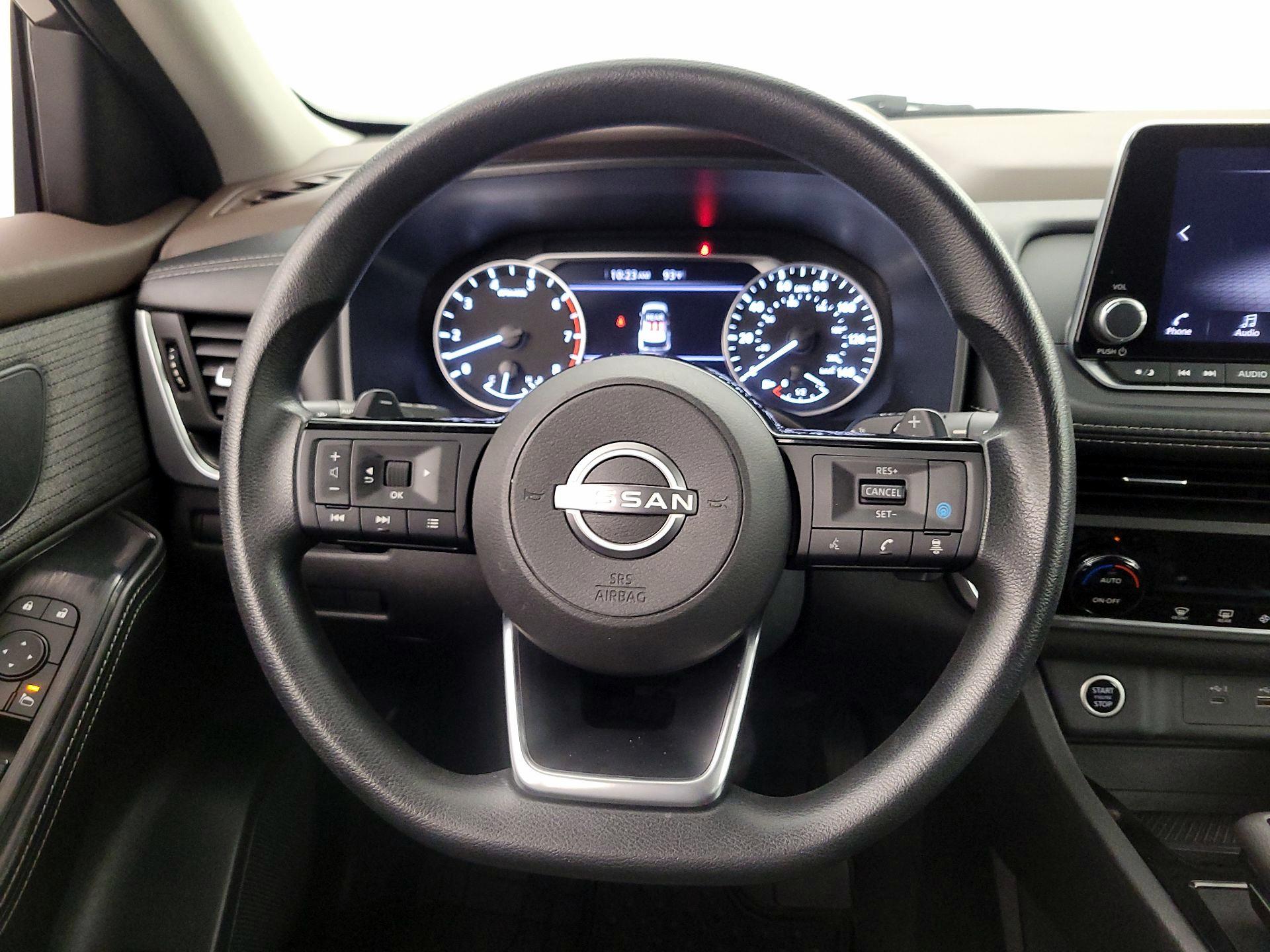 Thumbnail: 2023 Nissan Rogue - 10