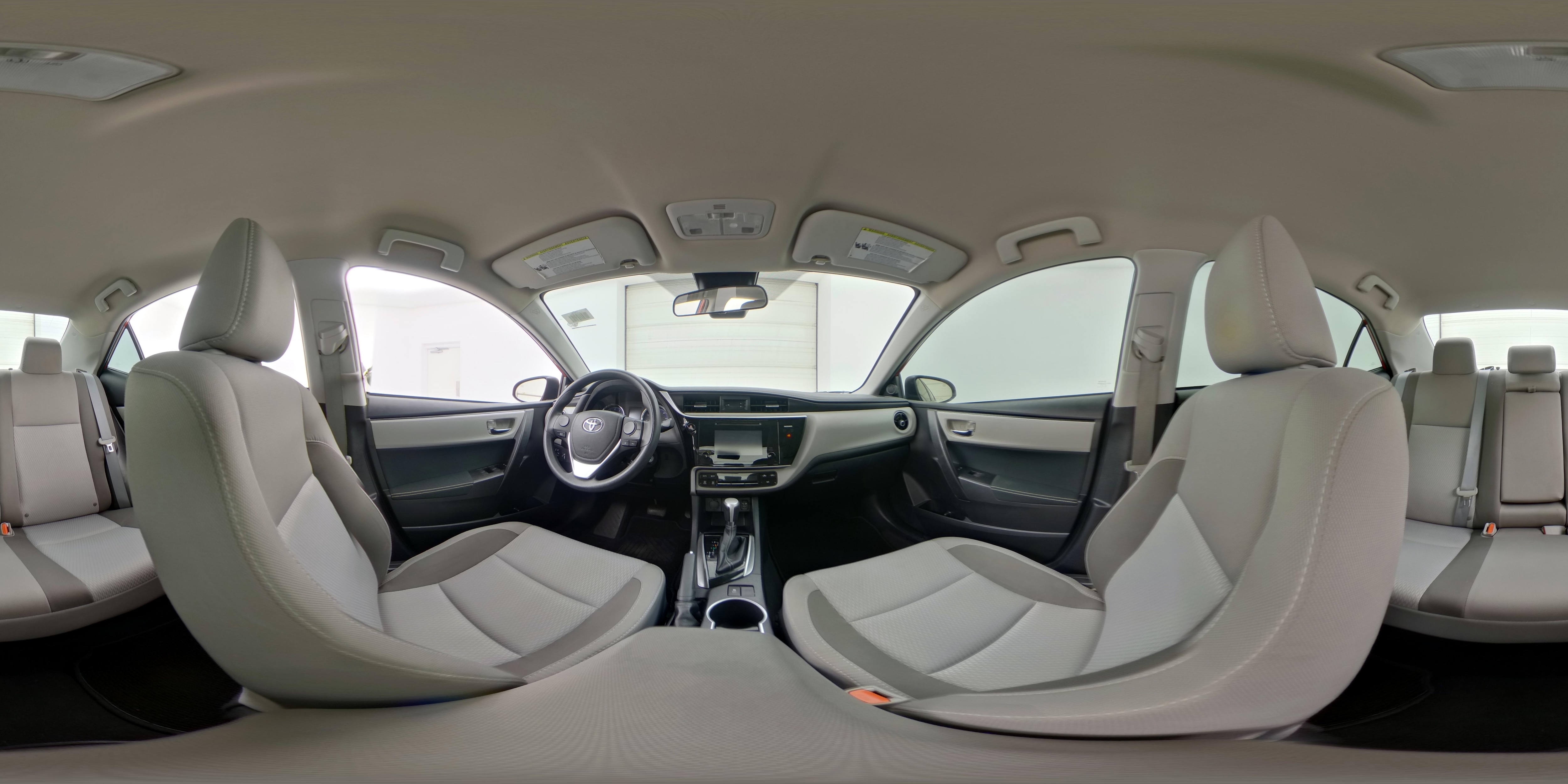 2017 Toyota Corolla LE - Photo 24