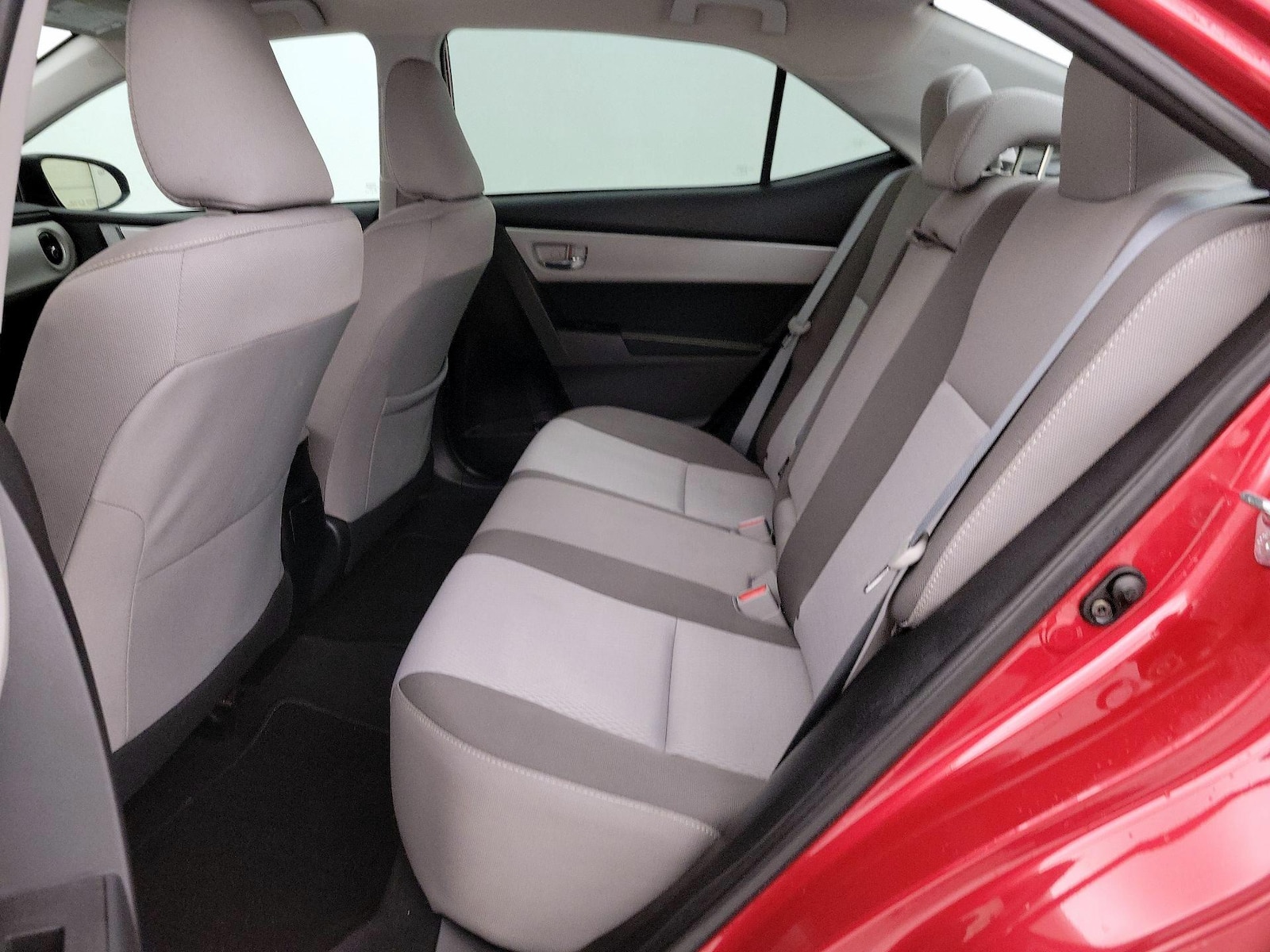 2017 Toyota Corolla LE - Photo 20