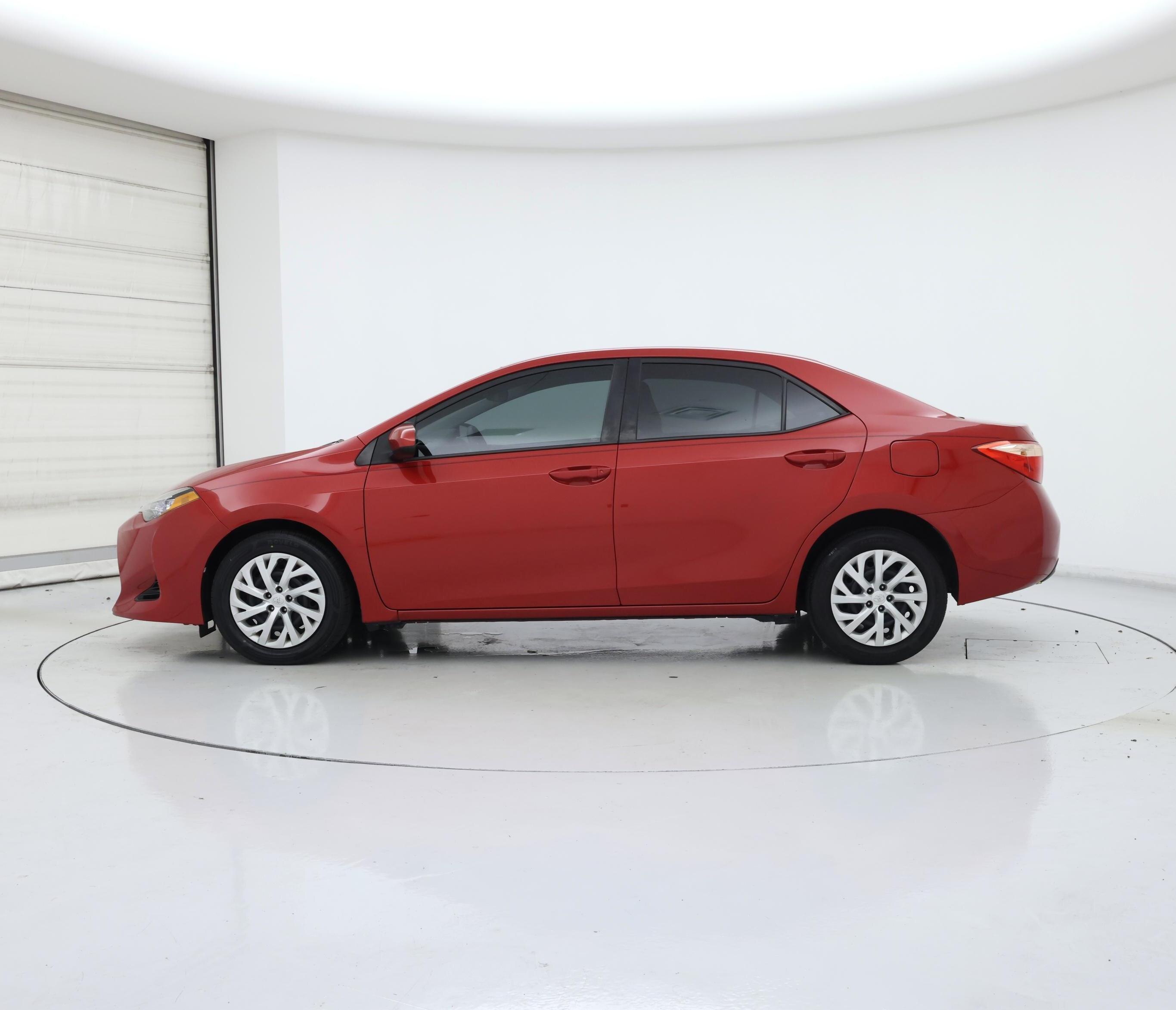 Thumbnail: 2017 Toyota Corolla - 4