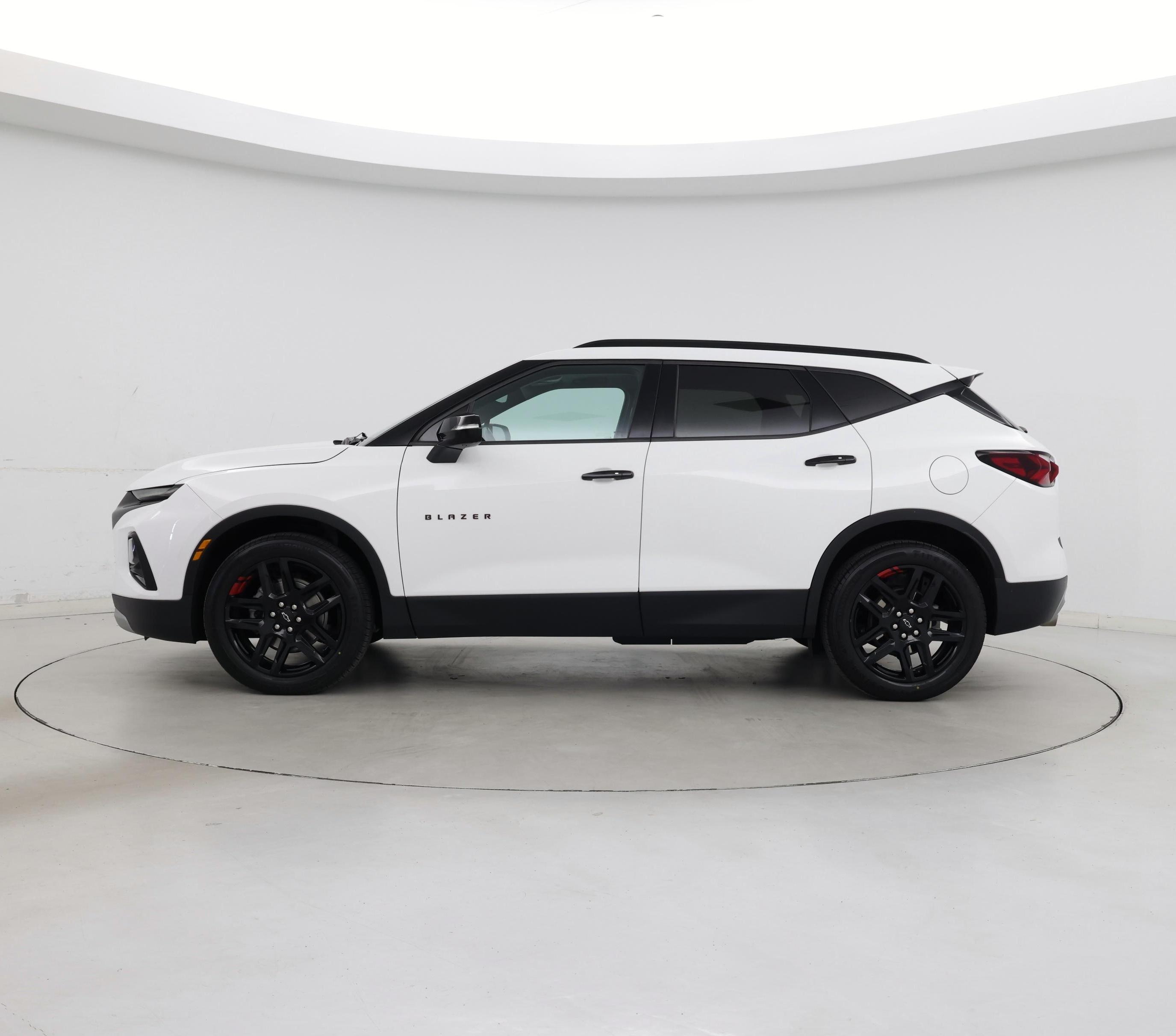 Thumbnail: 2021 Chevrolet Blazer - 3