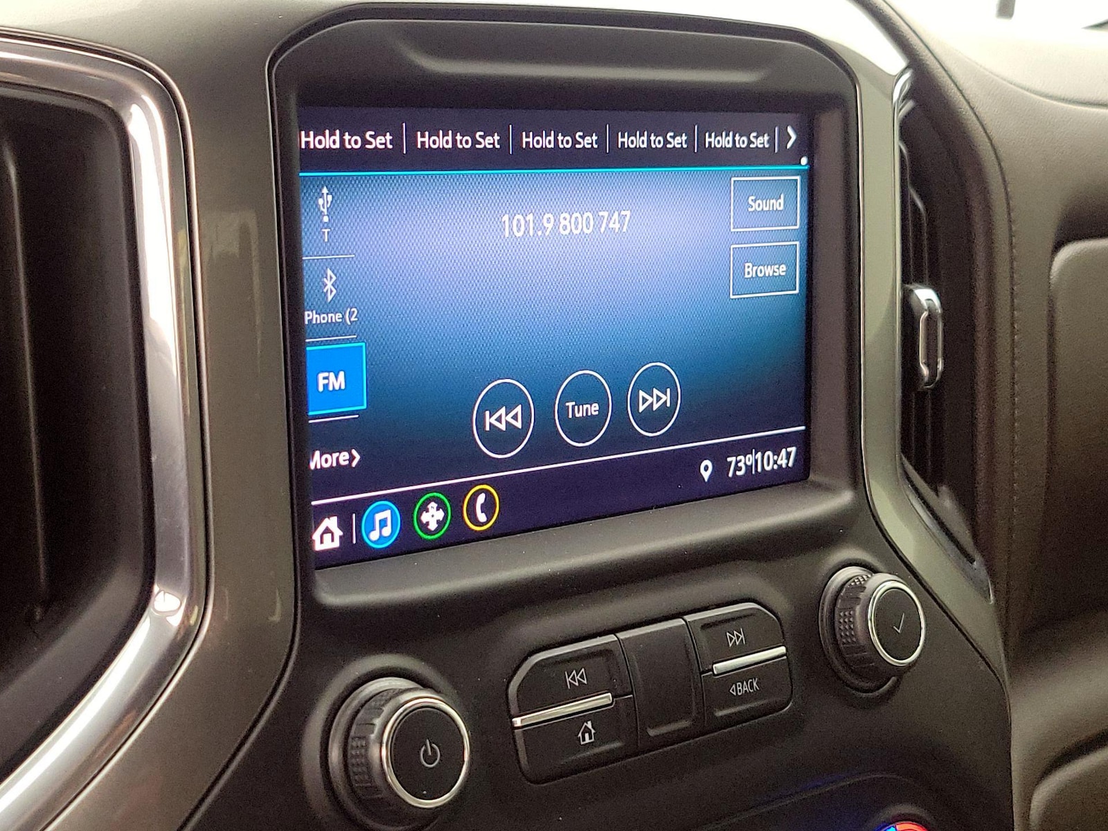 2019 Chevrolet Silverado 1500 RST - Photo 16