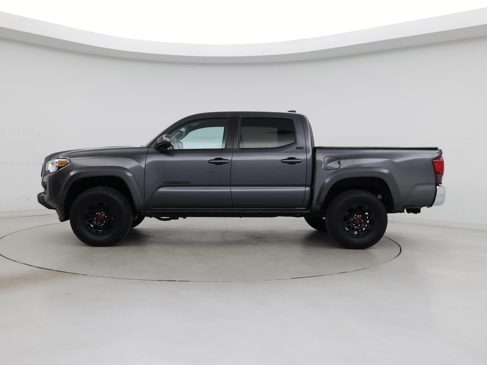 2023 Toyota Tacoma SR5 - Photo 4