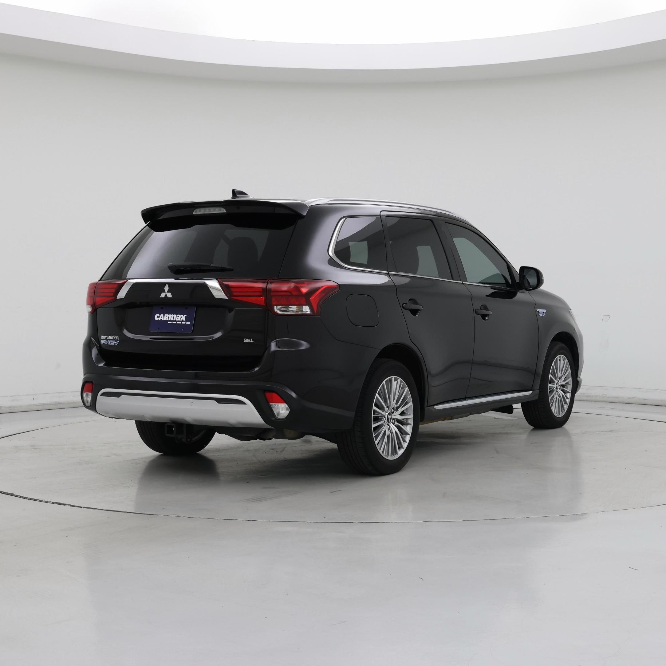 Thumbnail: 2020 Mitsubishi Outlander - 8