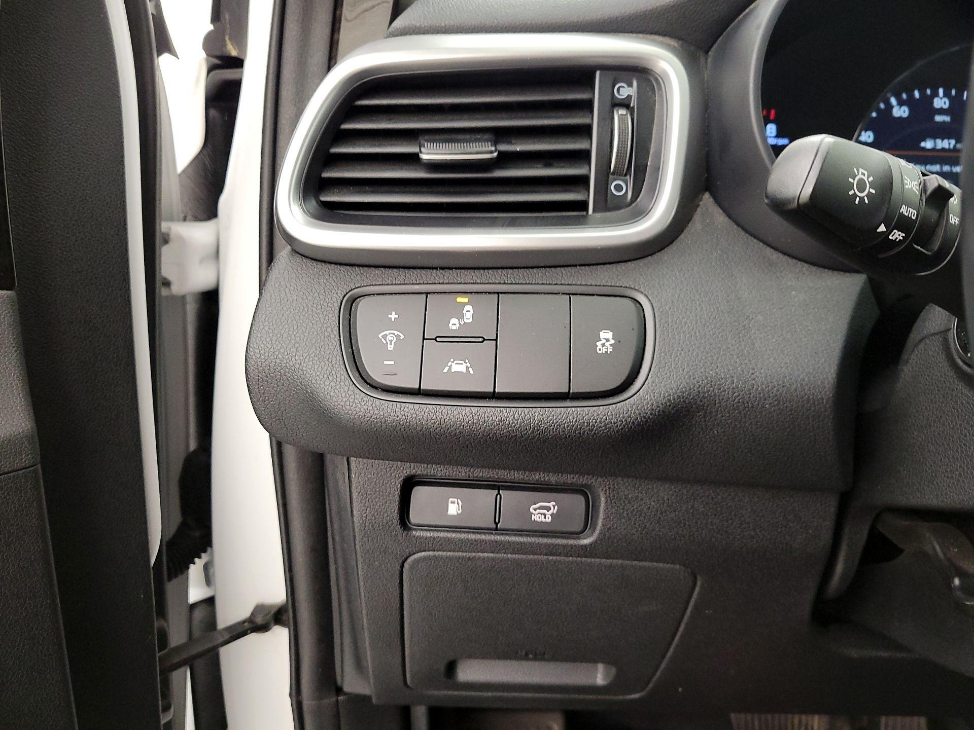 Thumbnail: 2020 Kia Sorento - 13