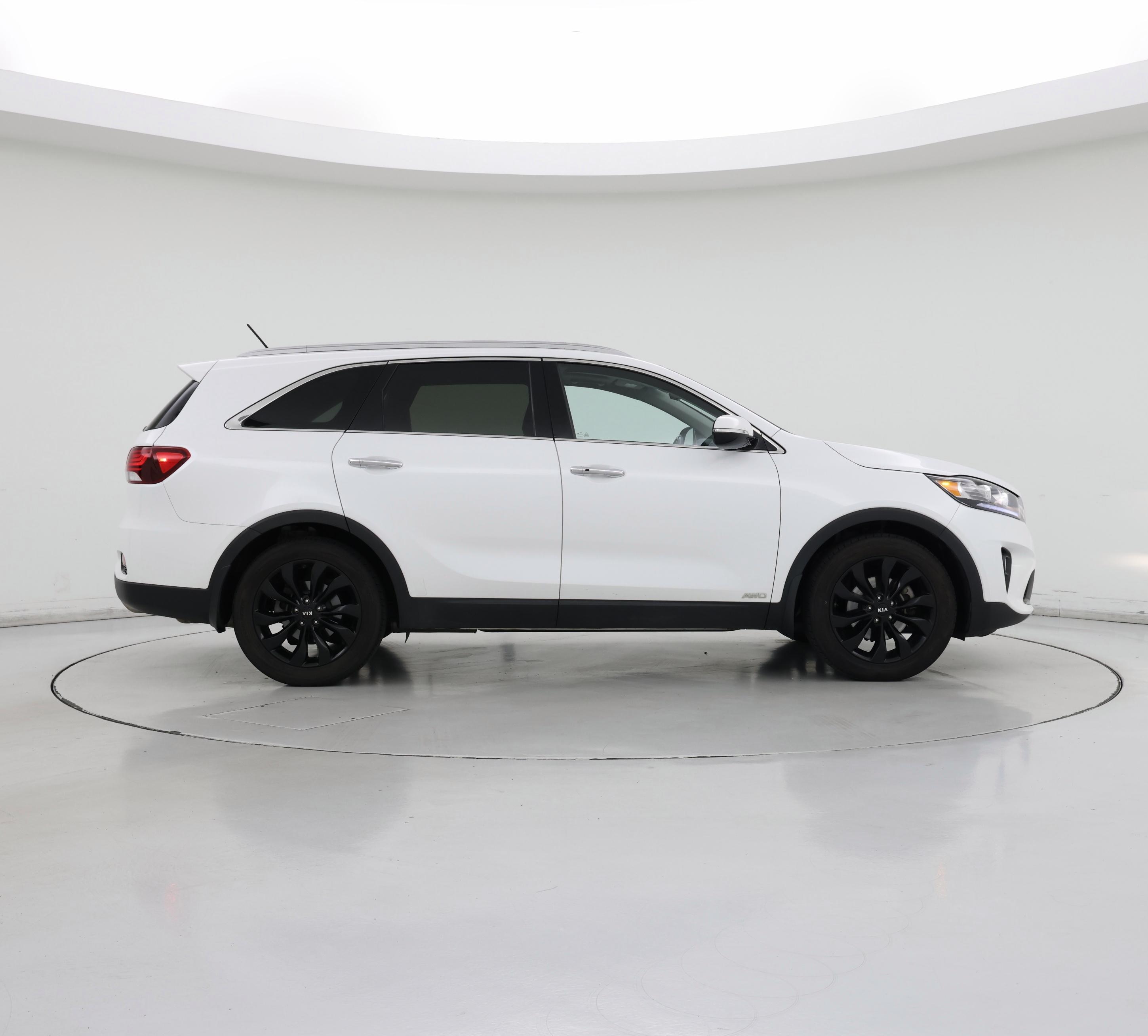 Thumbnail: 2020 Kia Sorento - 7