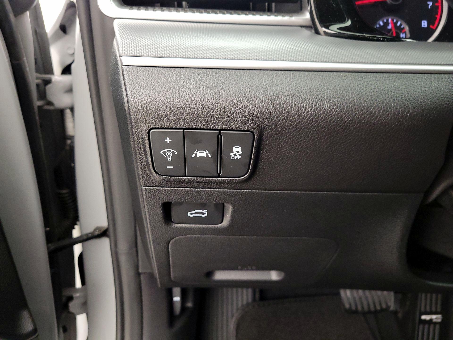 Thumbnail: 2024 Kia K5 - 13