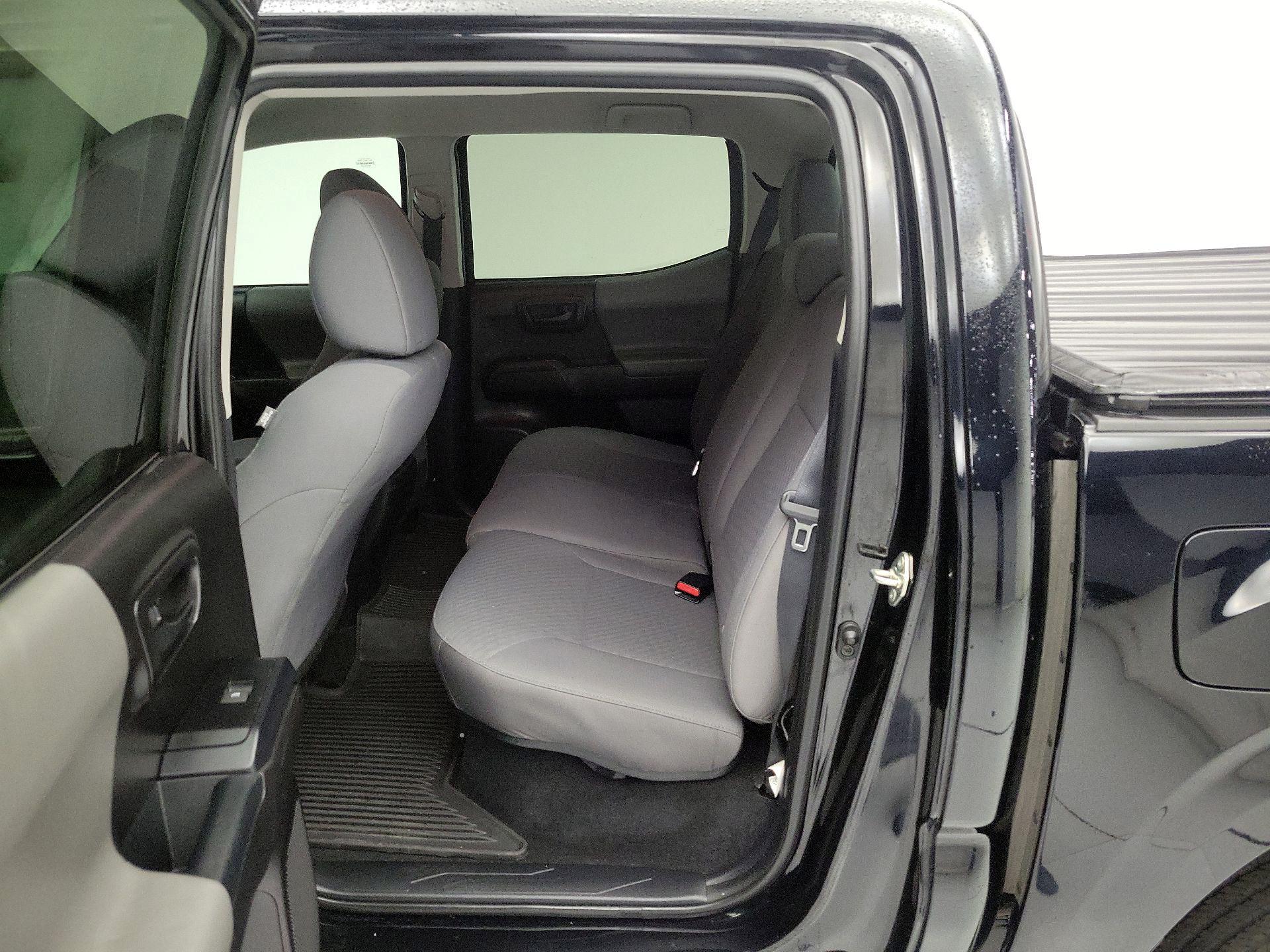 Thumbnail: 2020 Toyota Tacoma - 19