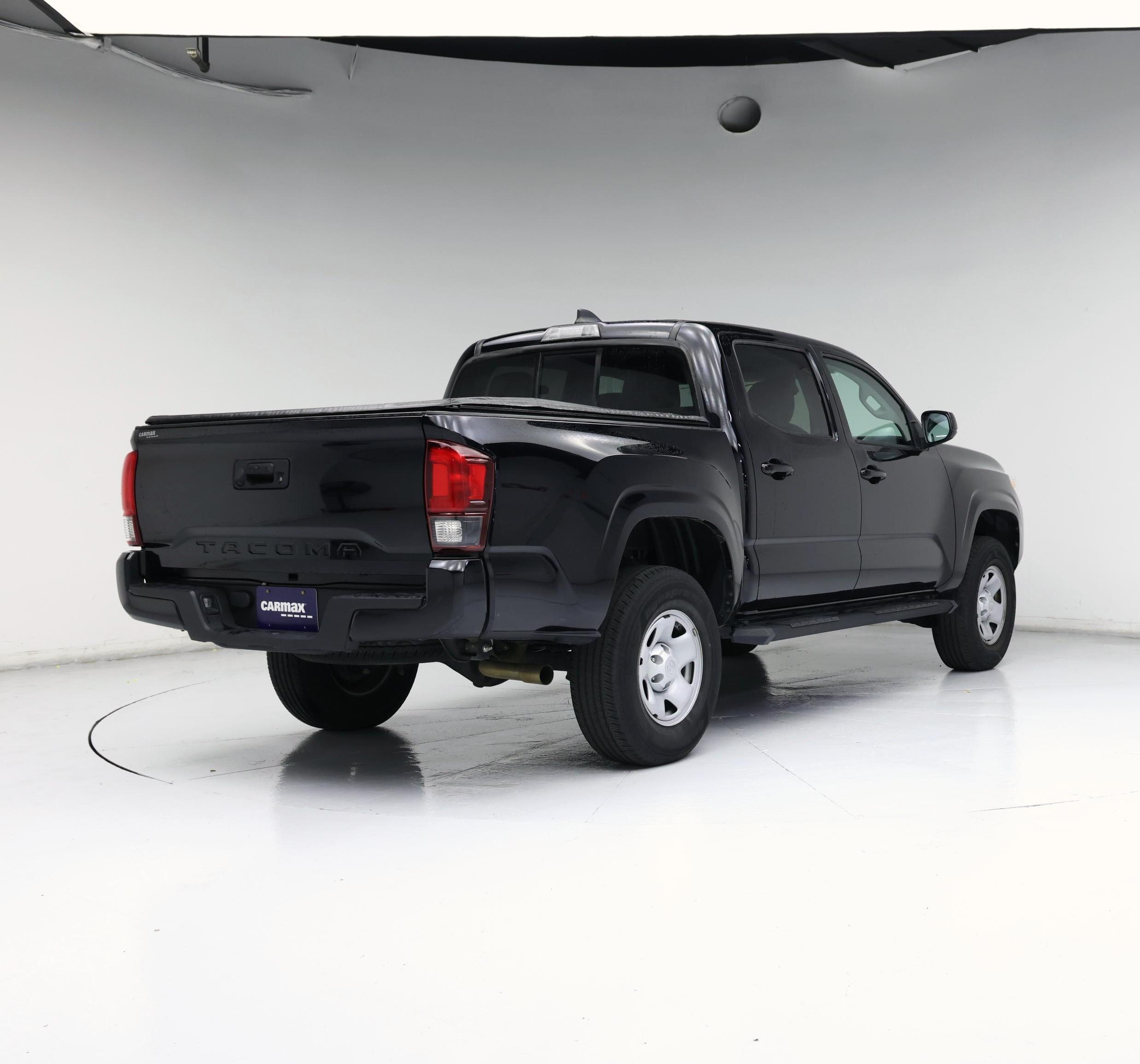 Thumbnail: 2020 Toyota Tacoma - 8