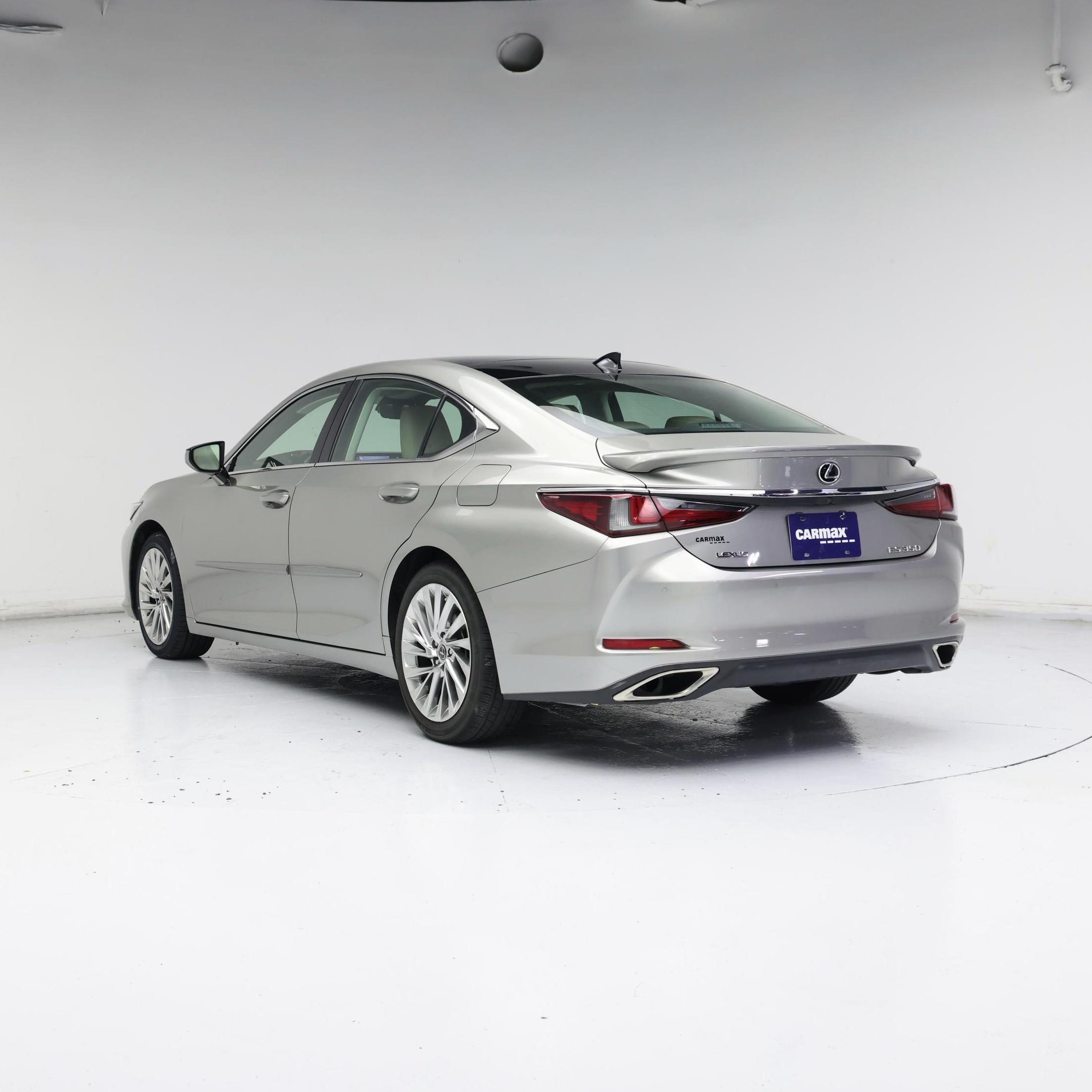 Thumbnail: 2020 Lexus ES - 2