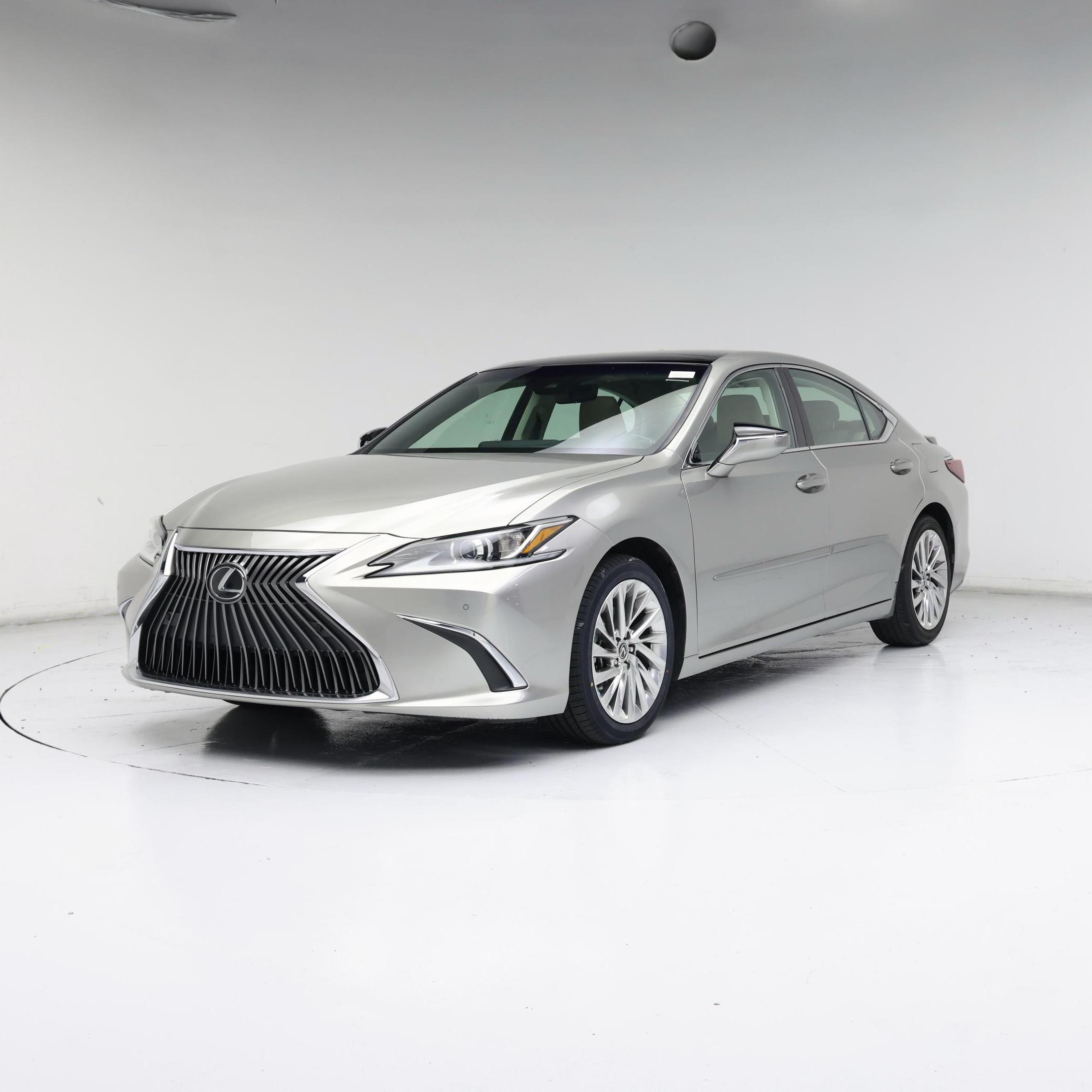 Thumbnail: 2020 Lexus ES - 4