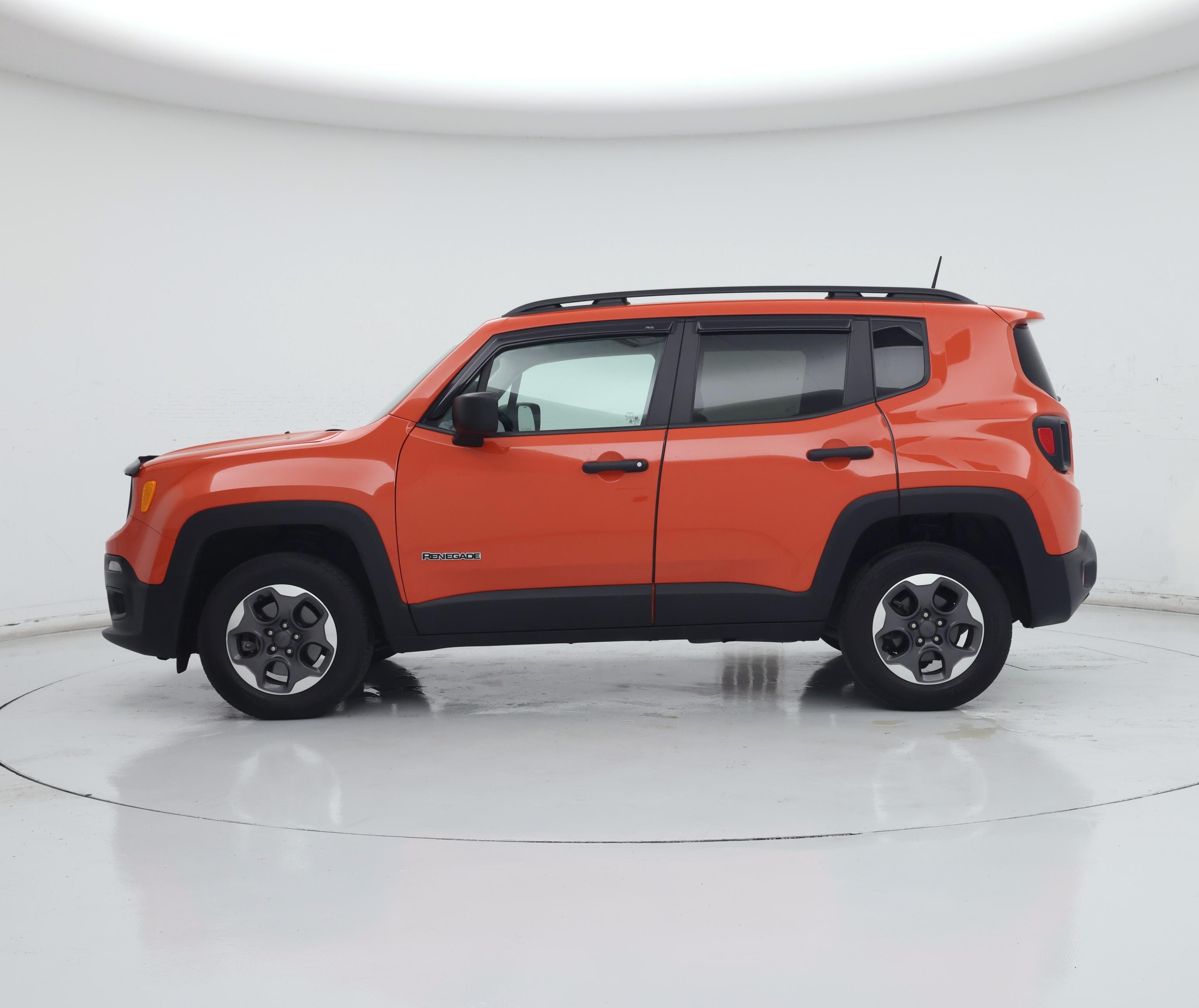 Thumbnail: 2018 Jeep Renegade - 3
