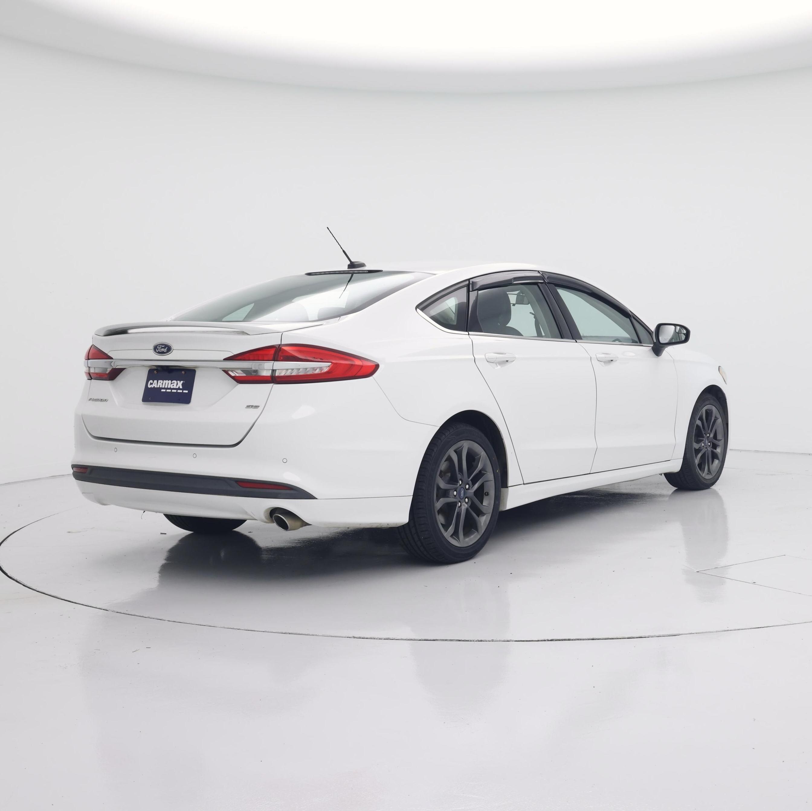 Thumbnail: 2018 Ford Fusion - 8