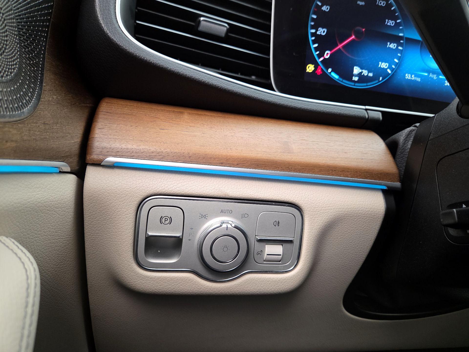 Thumbnail: 2021 Mercedes-Benz GLE - 14