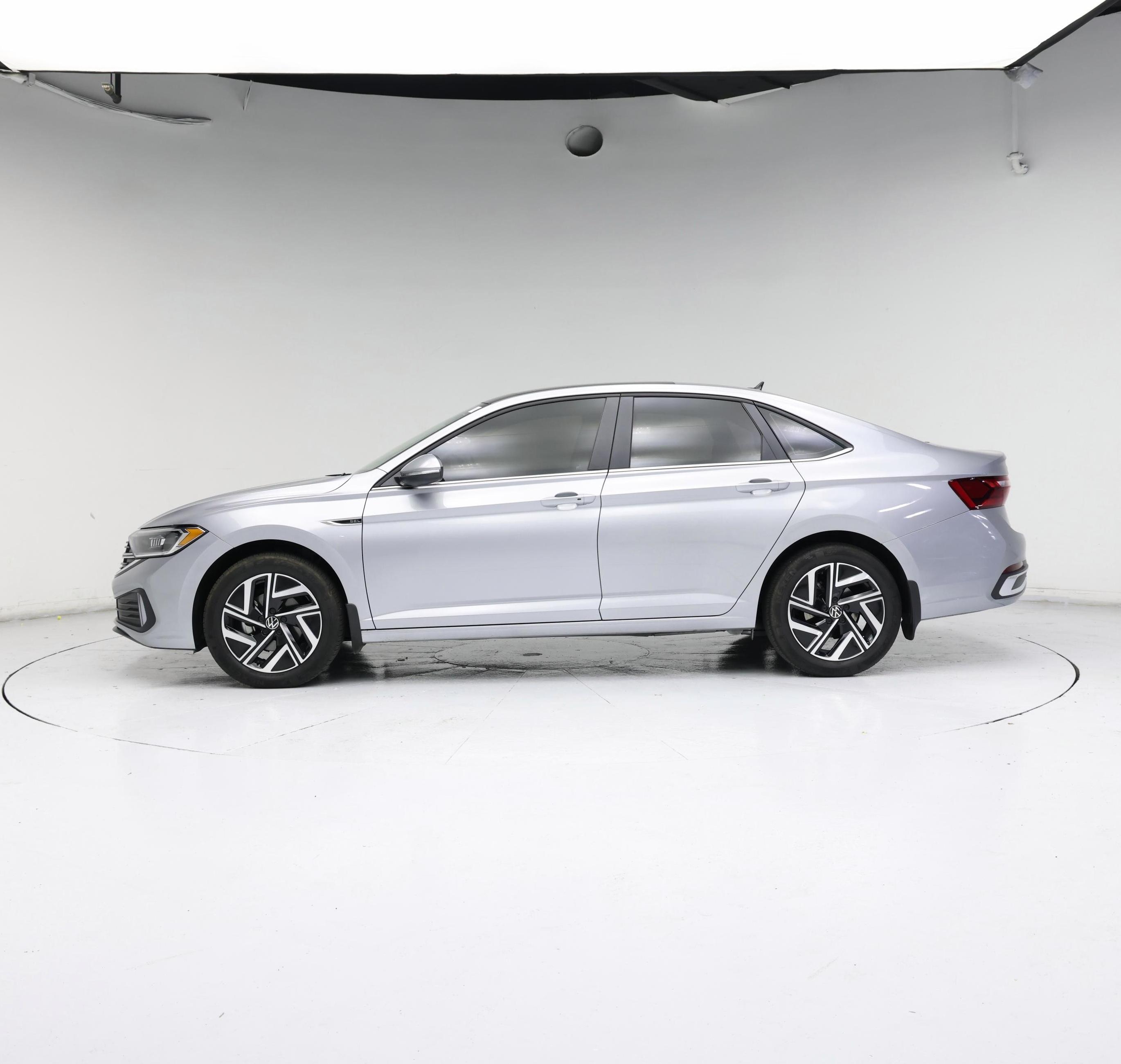 Thumbnail: 2024 Volkswagen Jetta - 3