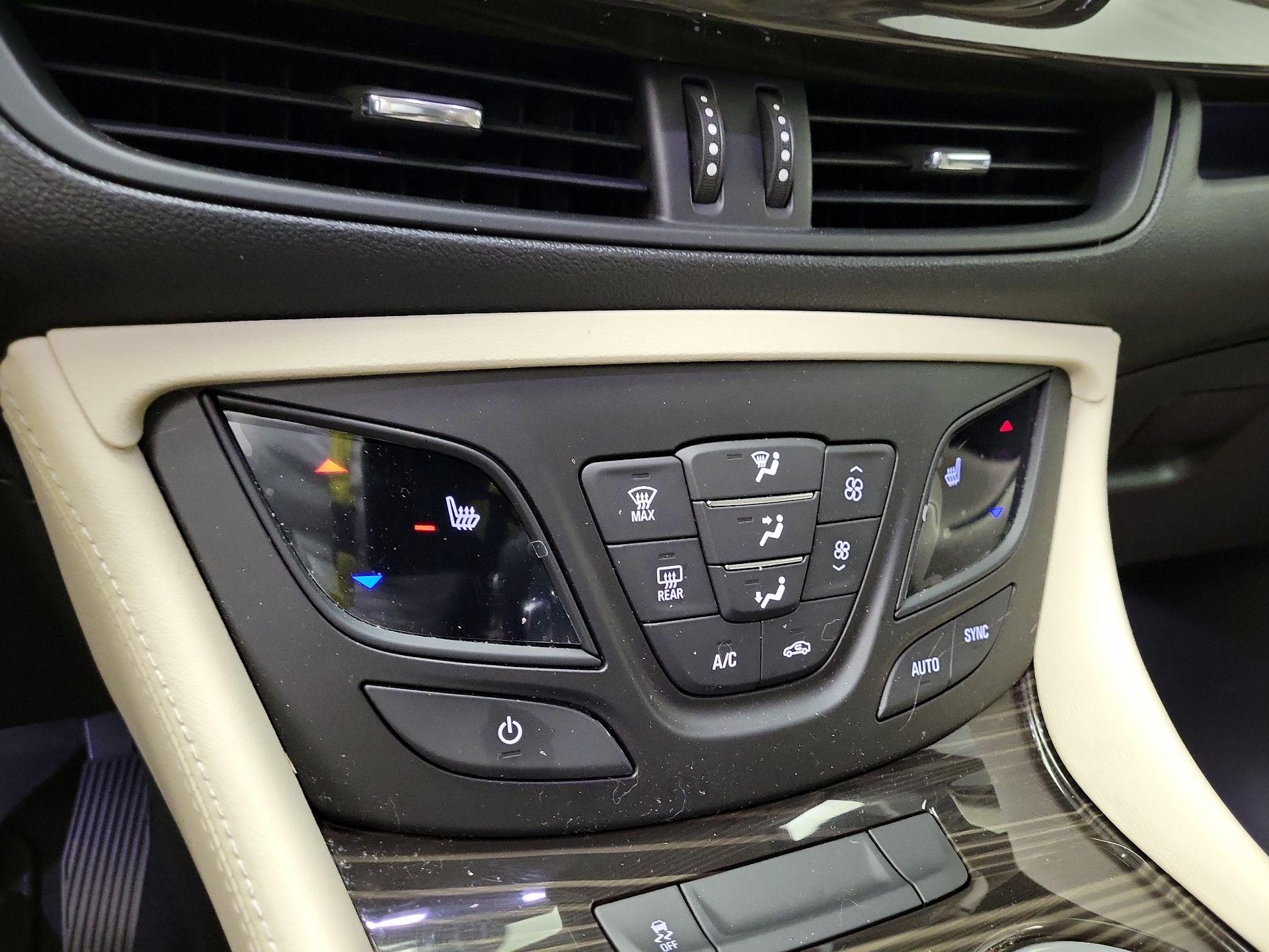 Thumbnail: 2020 Buick Envision - 17