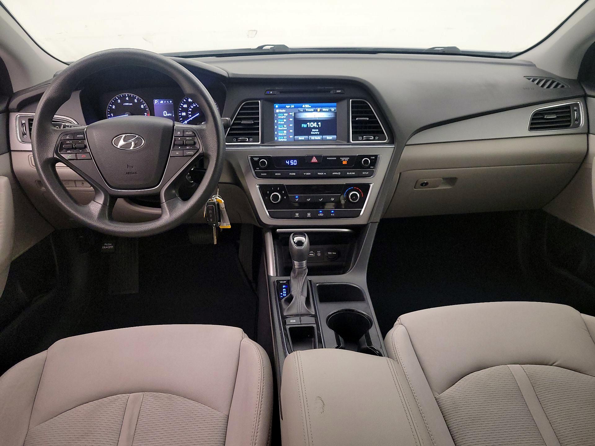 Thumbnail: 2016 Hyundai Sonata - 9