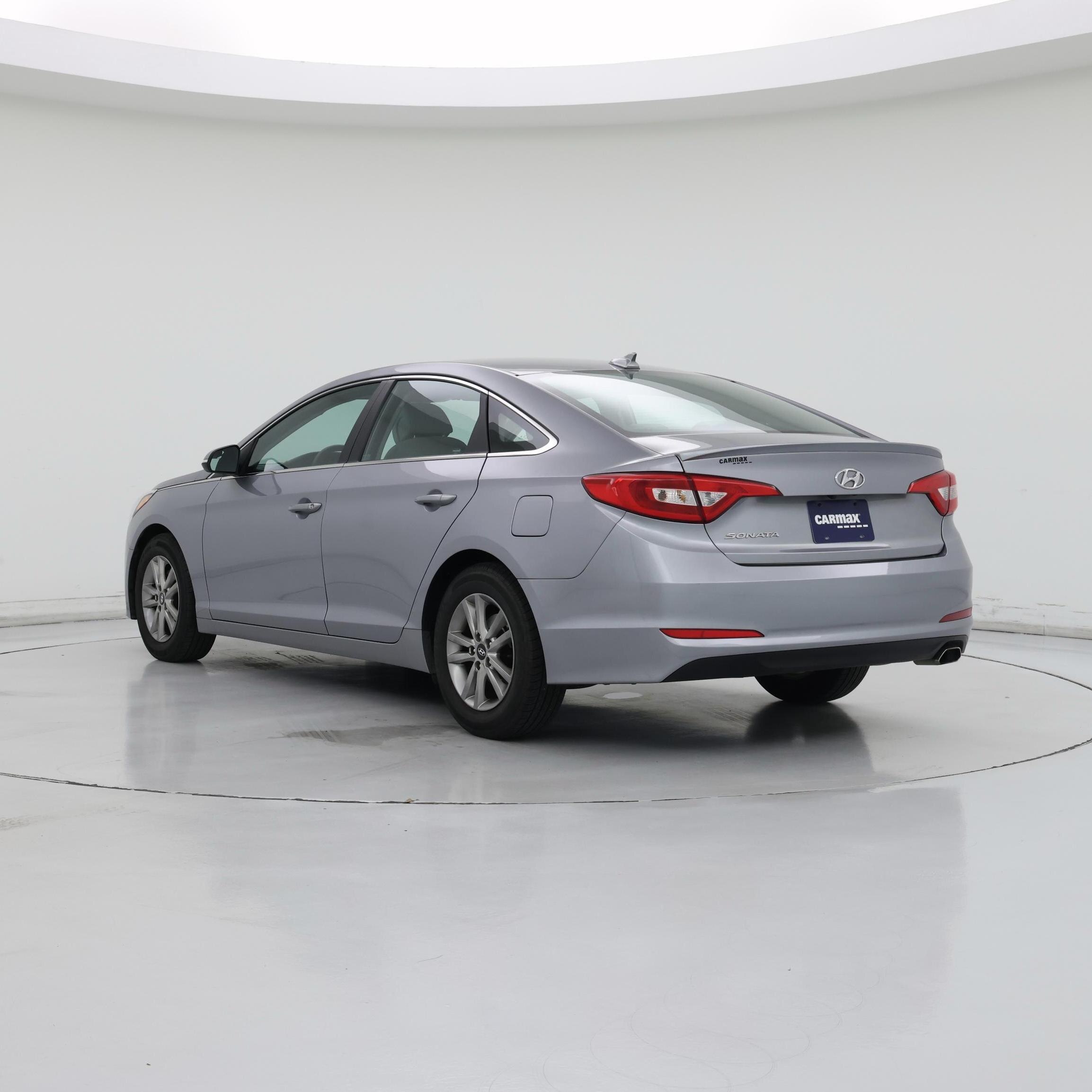 Thumbnail: 2016 Hyundai Sonata - 2