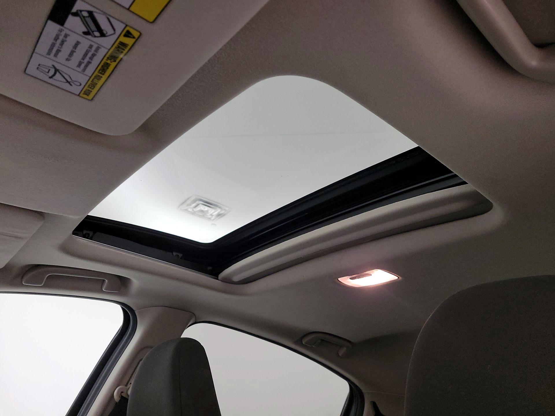 Thumbnail: 2017 Honda HR-V - 19