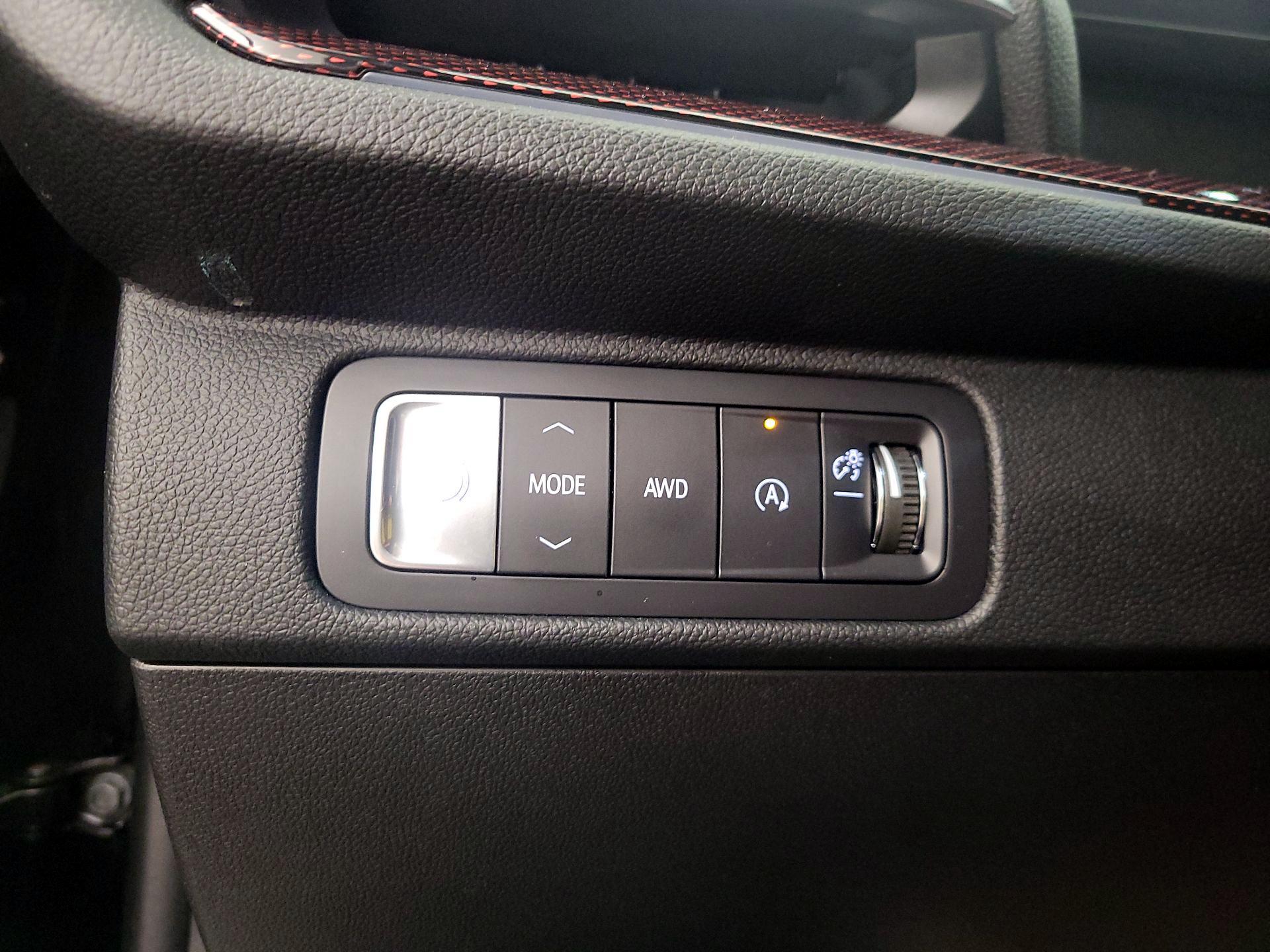 Thumbnail: 2025 Chevrolet Traverse - 13