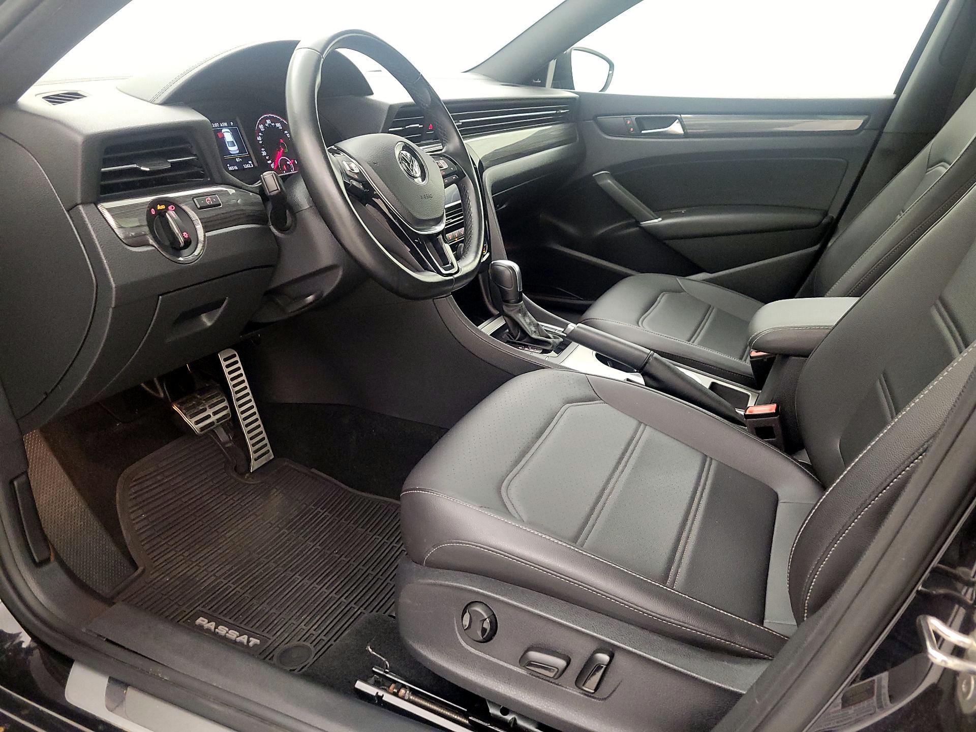 Thumbnail: 2021 Volkswagen Passat - 11