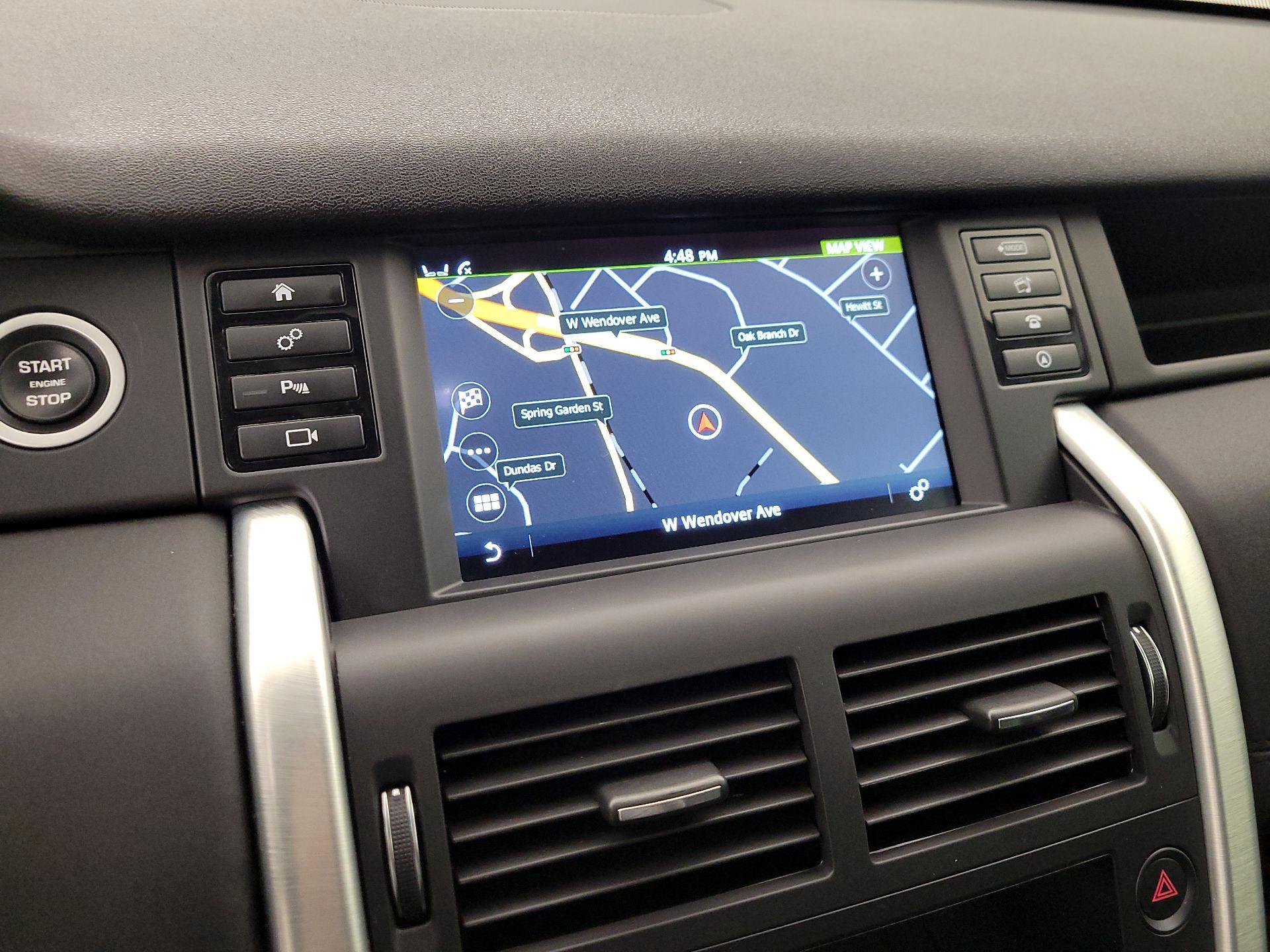 Thumbnail: 2019 Land Rover Discovery Sport - 14