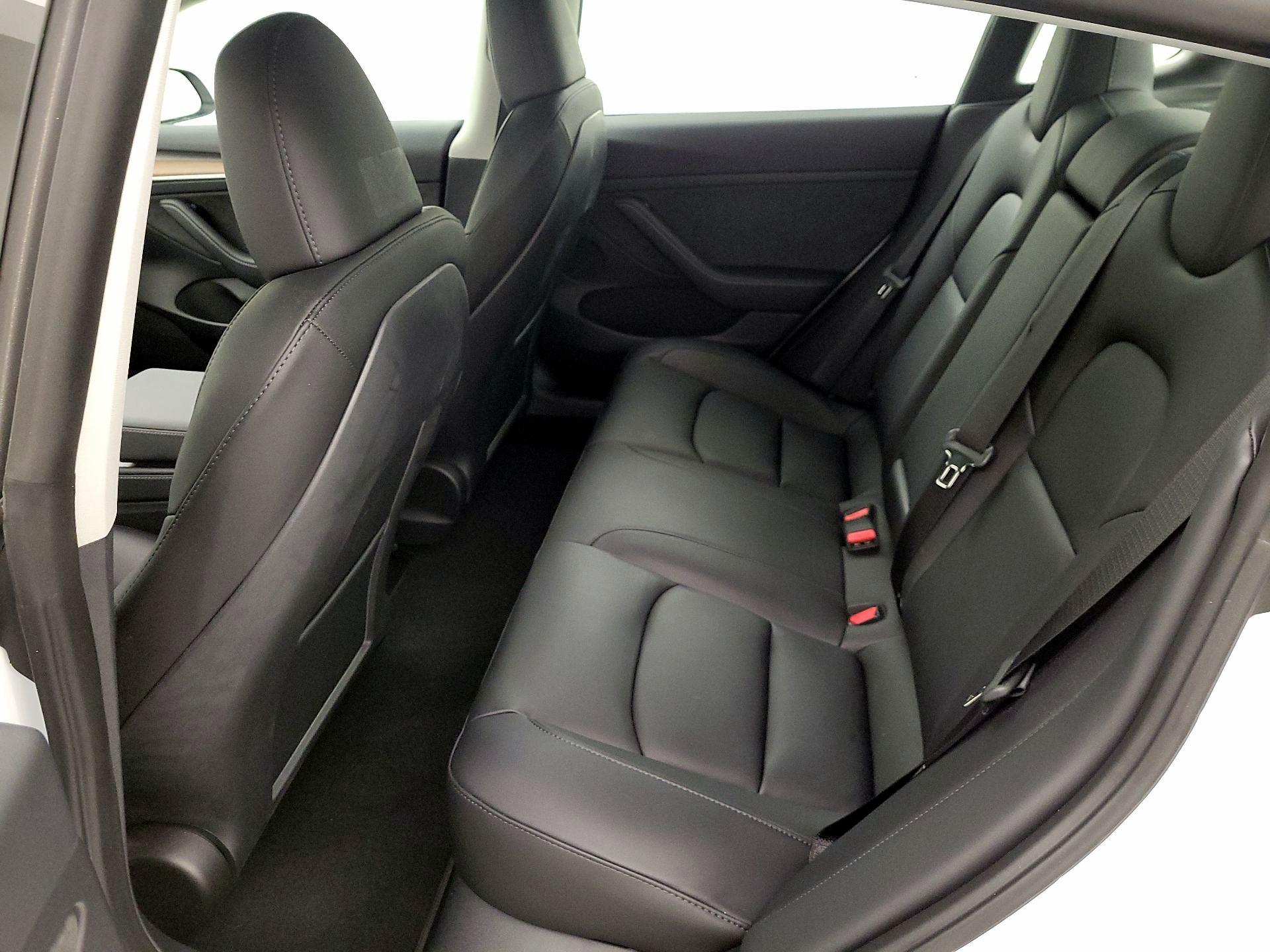 Thumbnail: 2023 Tesla Model 3 - 18