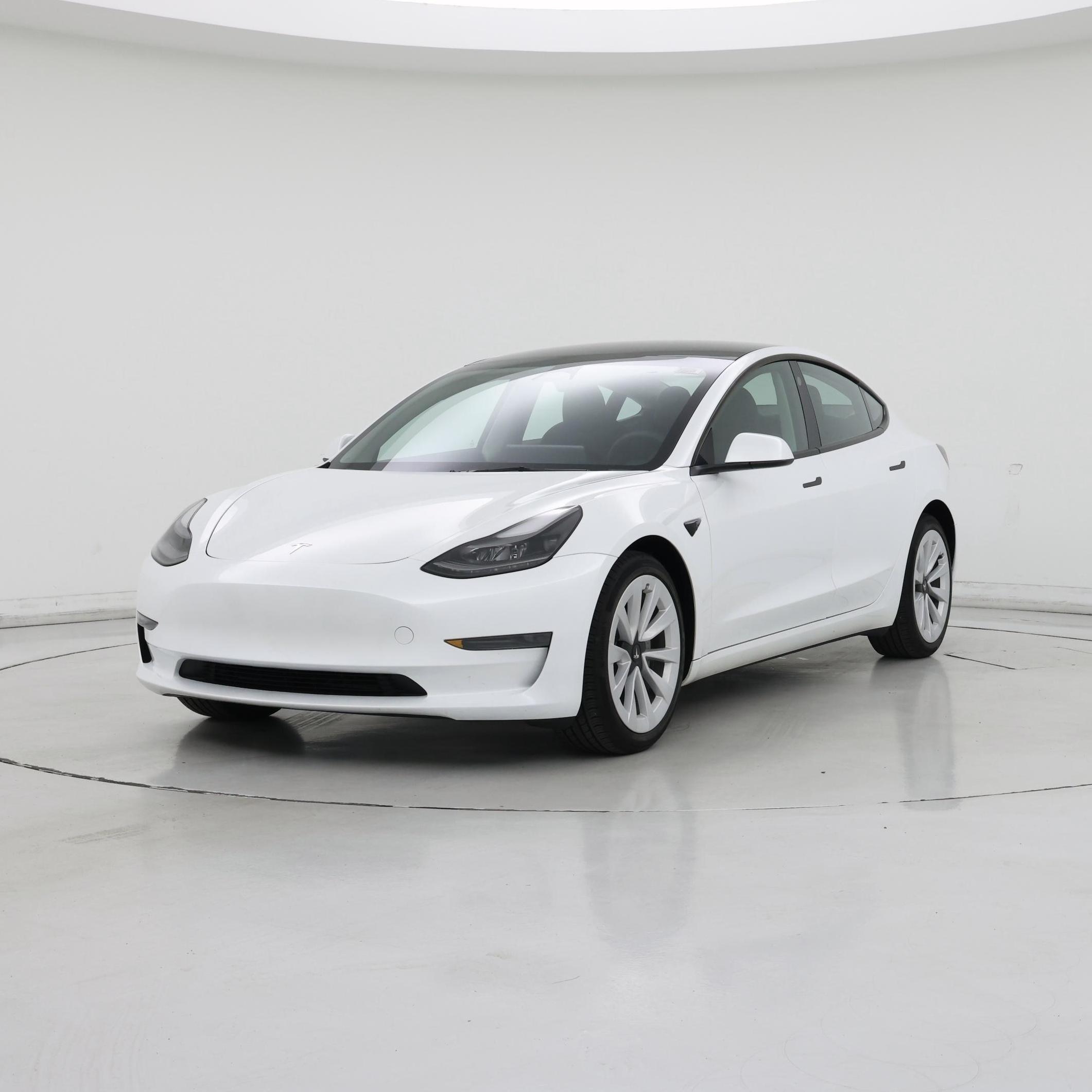 Thumbnail: 2023 Tesla Model 3 - 4