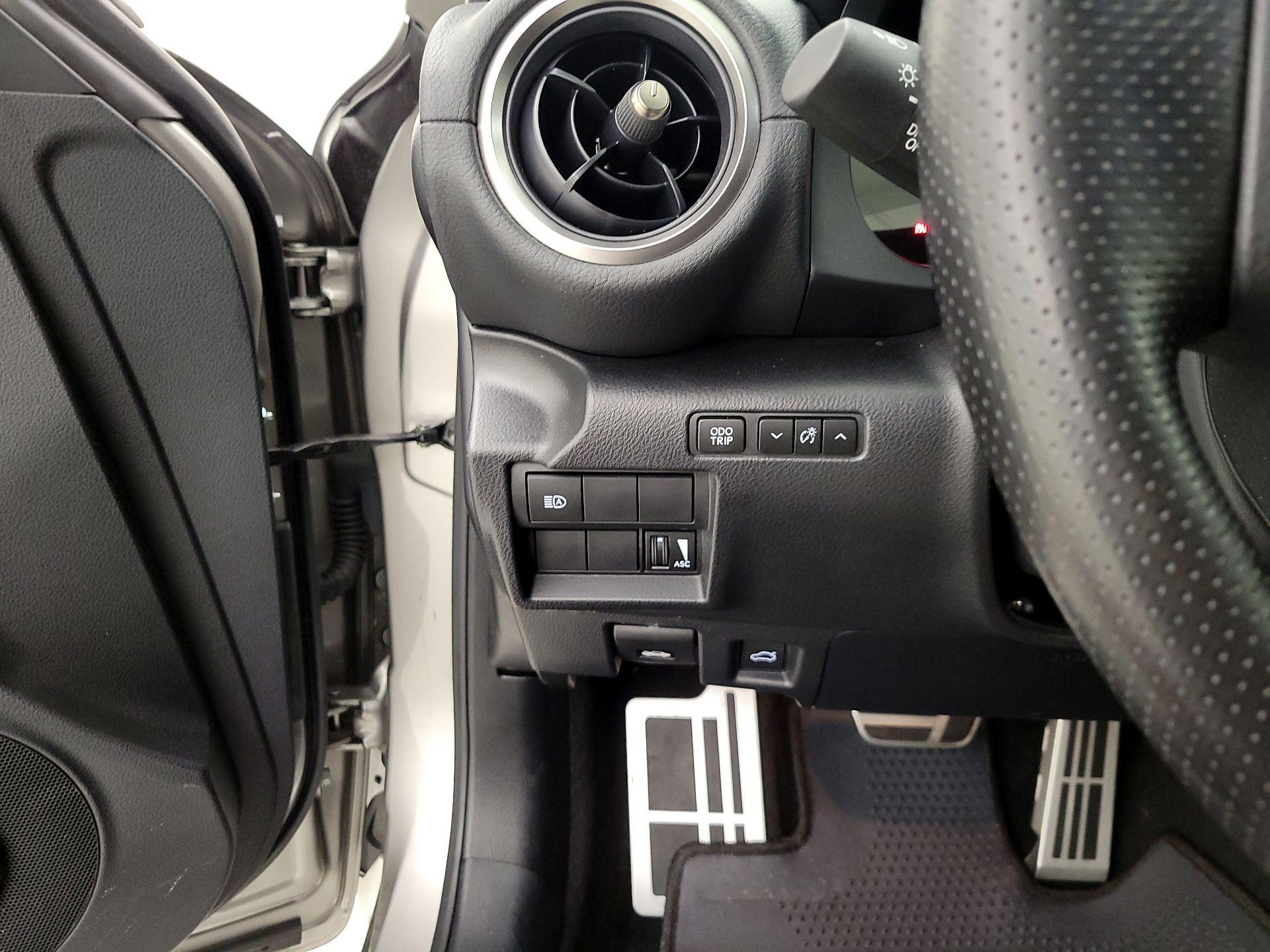 Thumbnail: 2022 Lexus IS - 13